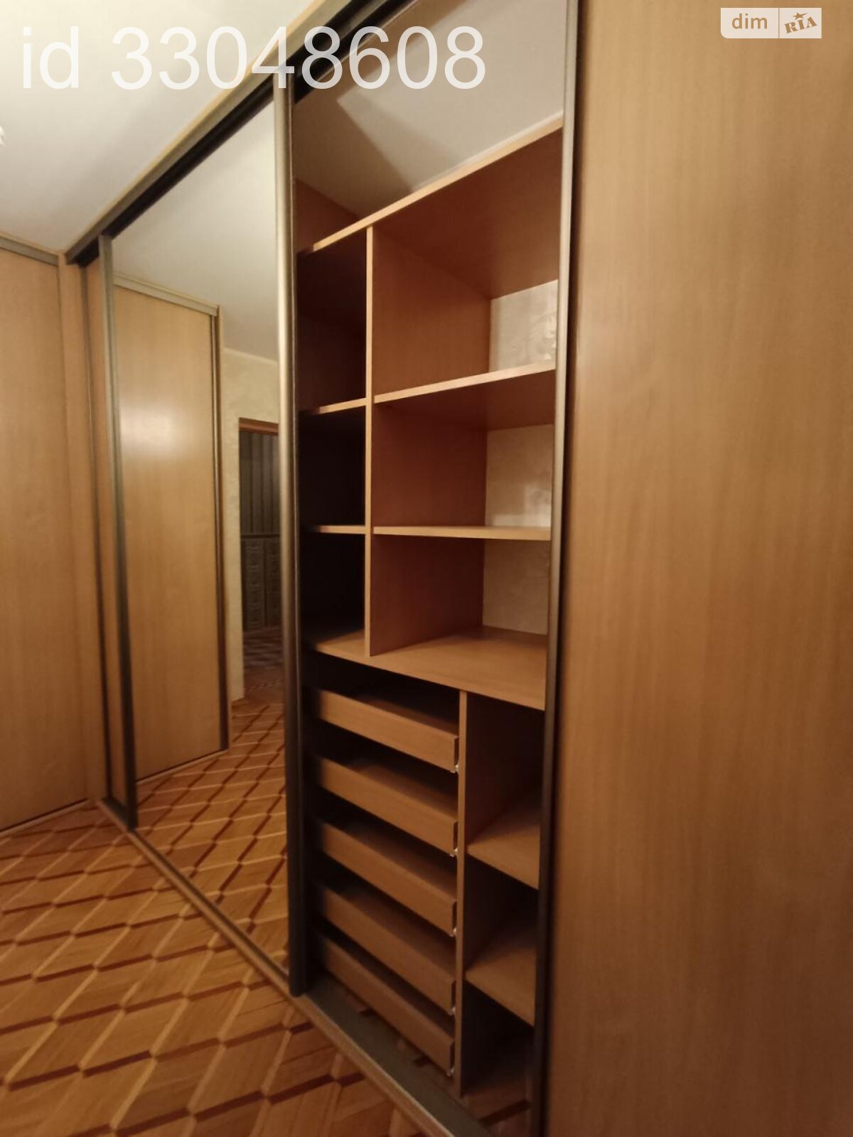 Продаж трикімнатної квартири в Одесі, на вул. Сергія Шелухіна 43, район Вузівський фото 1 Продаж трикімнатної квартири в Одесі, на вул. Сергія Шелухіна 43, район Вузівський фото 1