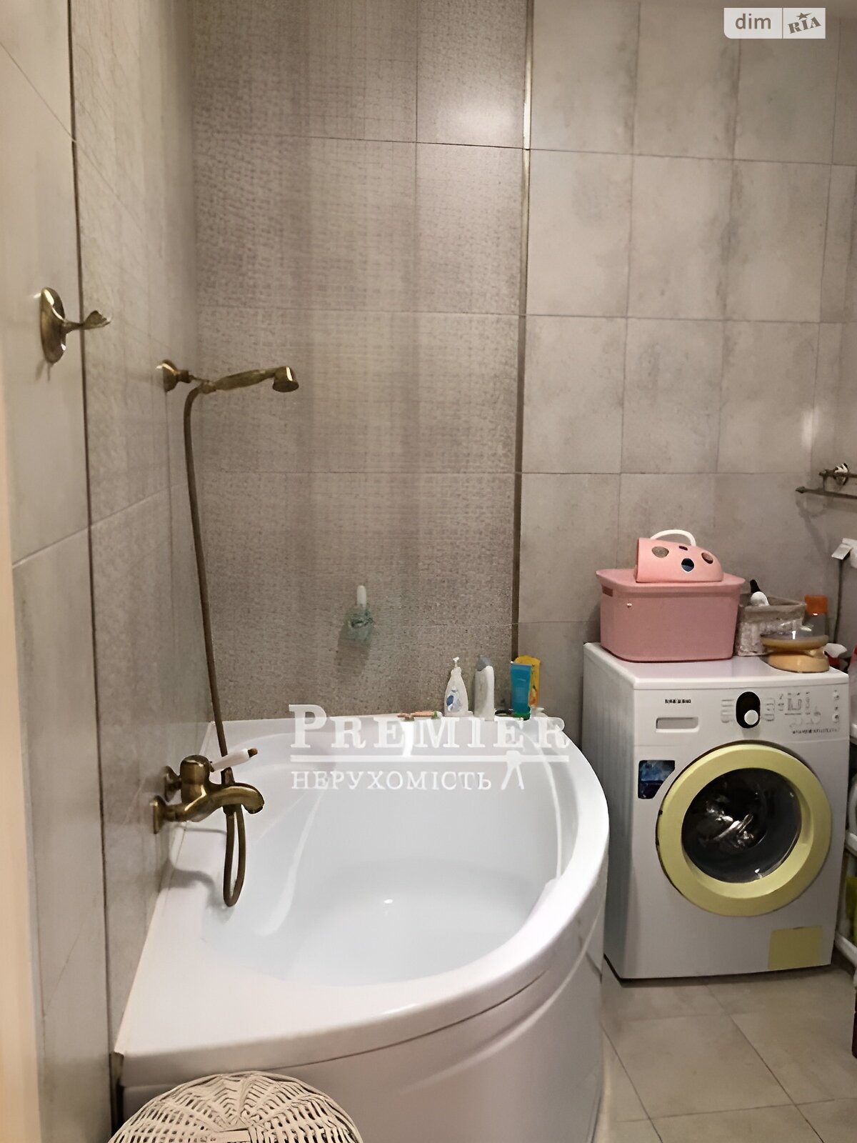 Продаж двокімнатної квартири в Одесі, на вул. Ярослава Баіса 17, фото 1 Продаж двокімнатної квартири в Одесі, на вул. Ярослава Баіса 17, фото 1