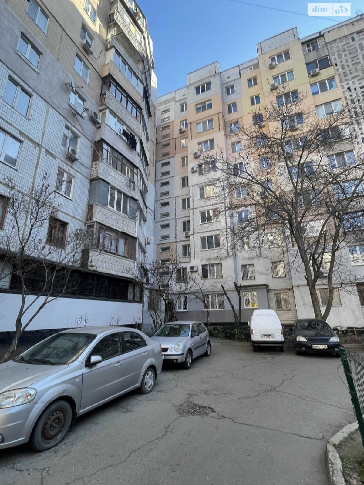 Продажа трехкомнатной квартиры в Одессе, на ул. Ярослава Баиса 10, фото 1 Продажа трехкомнатной квартиры в Одессе, на ул. Ярослава Баиса 10, фото 1