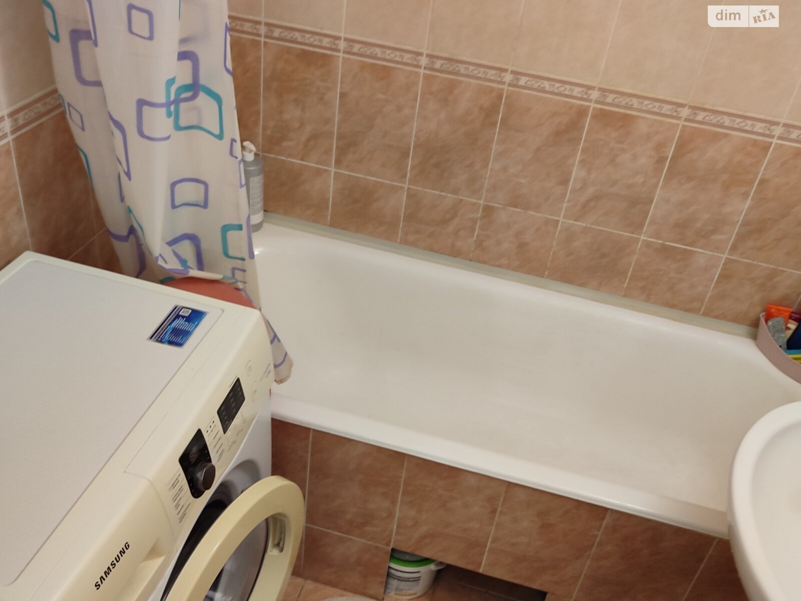 Продаж однокімнатної квартири в Одесі, на вул. Академіка Корольова, район Південний фото 1 Продаж однокімнатної квартири в Одесі, на вул. Академіка Корольова, район Південний фото 1