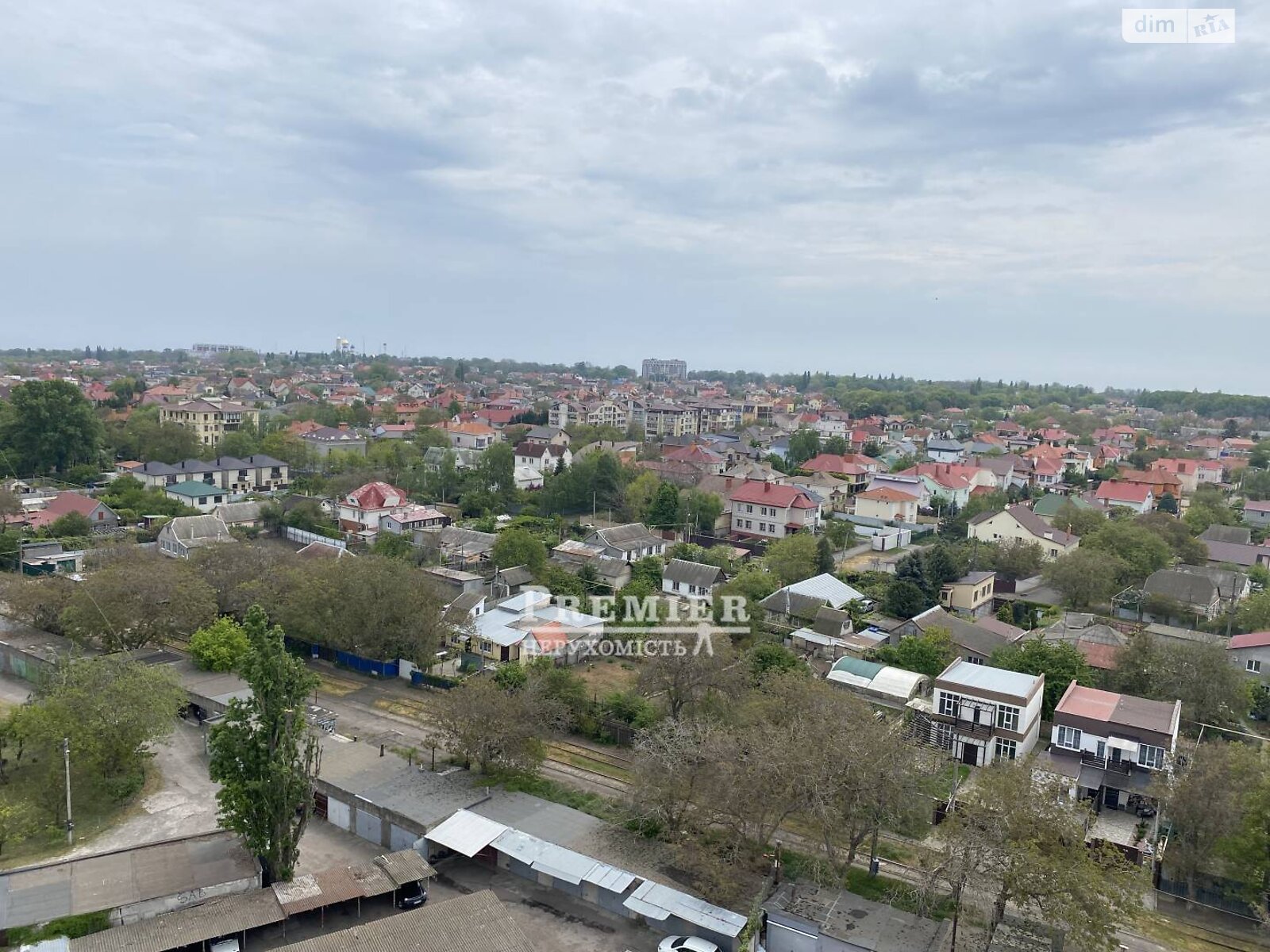 Продажа трехкомнатной квартиры в Одессе, на ул. Академика Королева, район Южный фото 1 Продажа трехкомнатной квартиры в Одессе, на ул. Академика Королева, район Южный фото 1