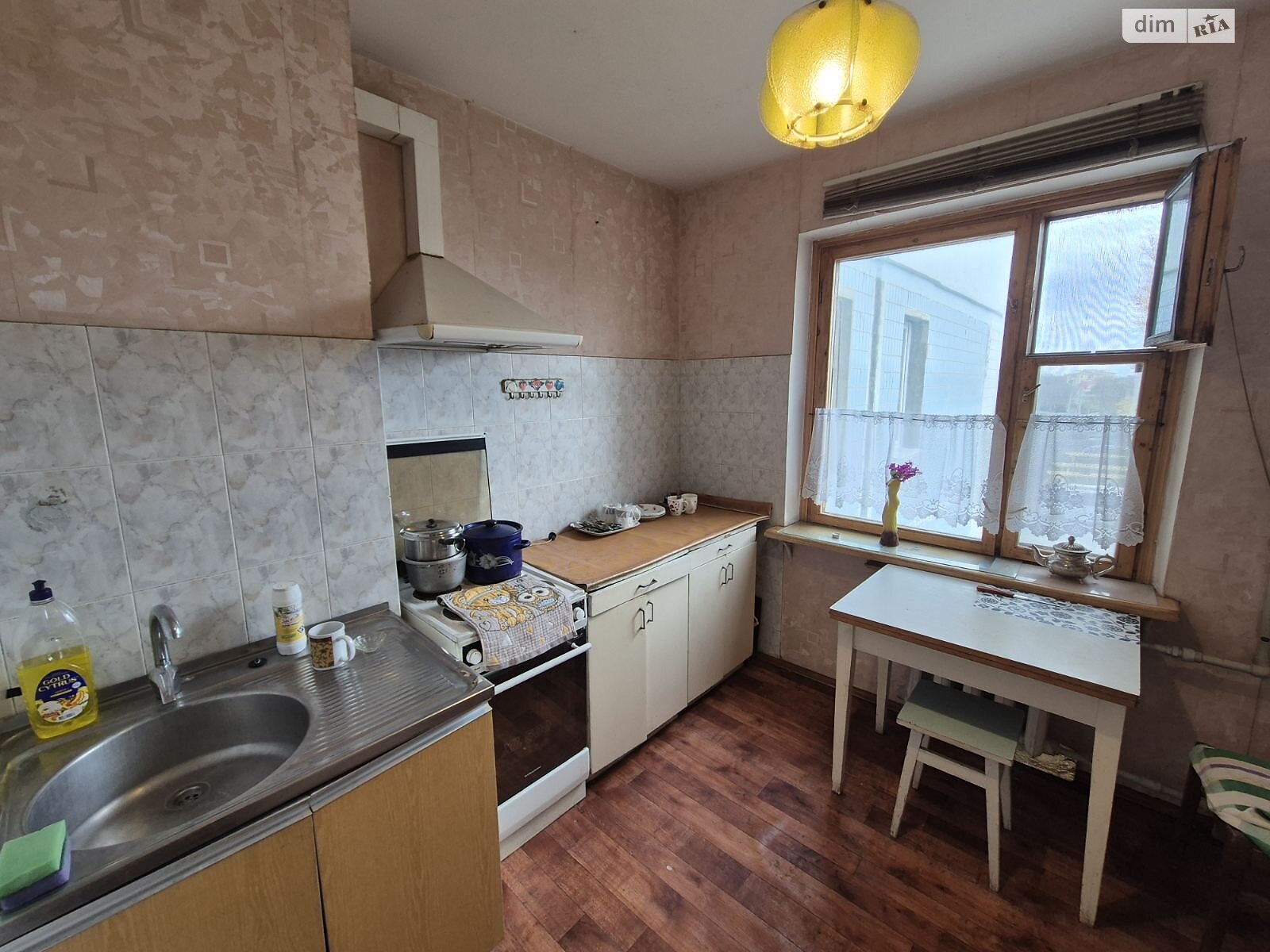 Продаж чотирикімнатної квартири в Одесі, на вул. Академіка Корольова 120, район Південний фото 1