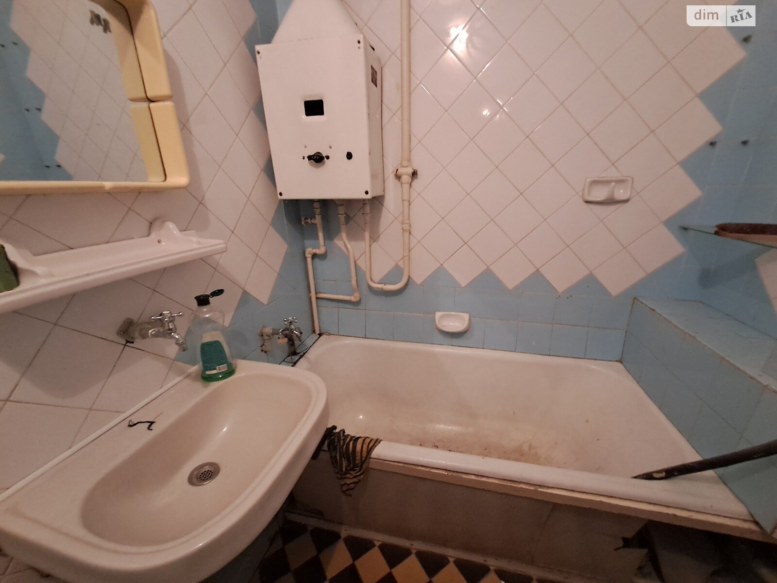 Продажа трехкомнатной квартиры в Одессе, на ул. Запорожская, фото 1 Продажа трехкомнатной квартиры в Одессе, на ул. Запорожская, фото 1