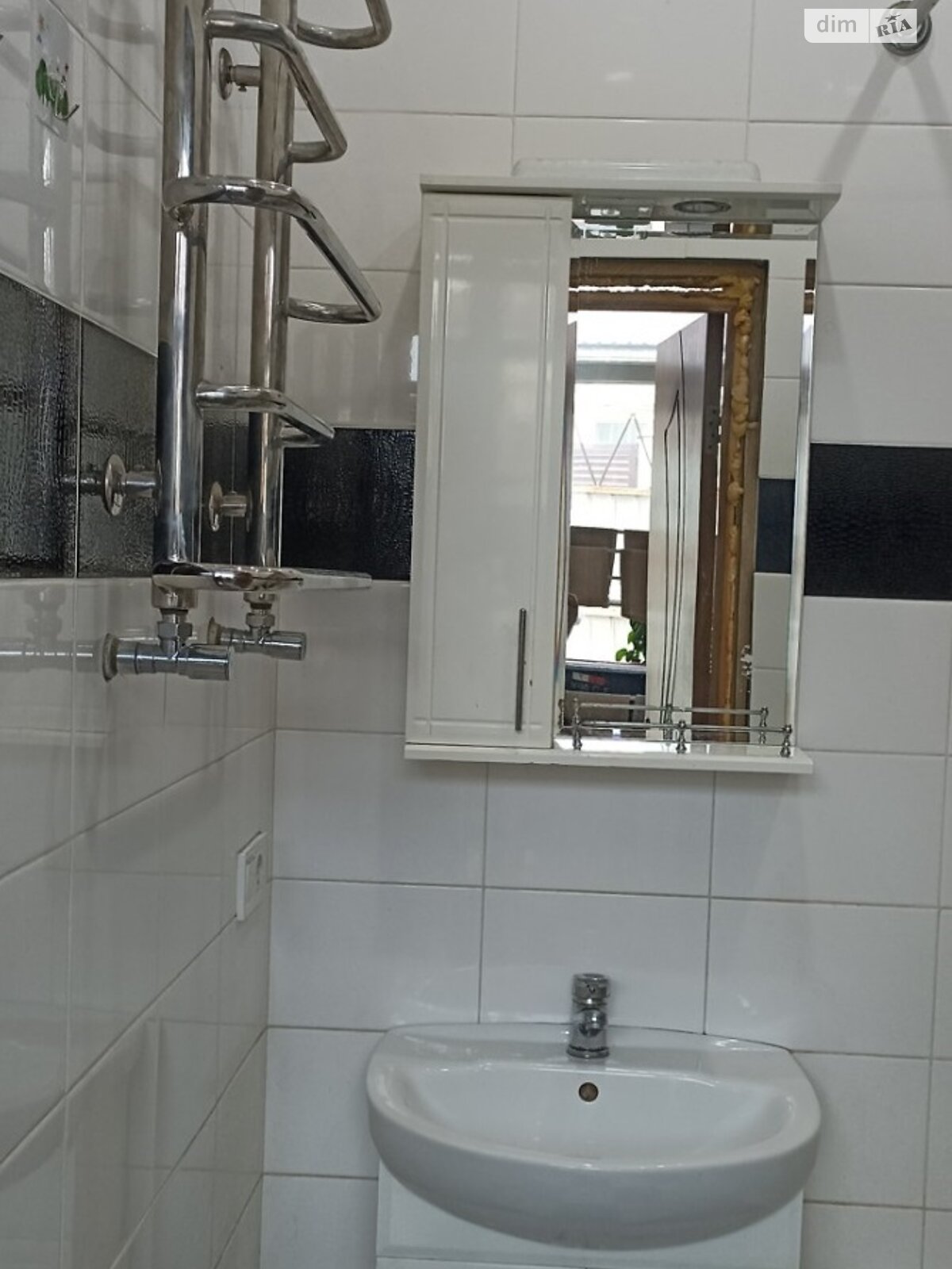 Продаж двокімнатної квартири в Одесі, на вул. Дальня, район Застава 1 фото 1 Продаж двокімнатної квартири в Одесі, на вул. Дальня, район Застава 1 фото 1