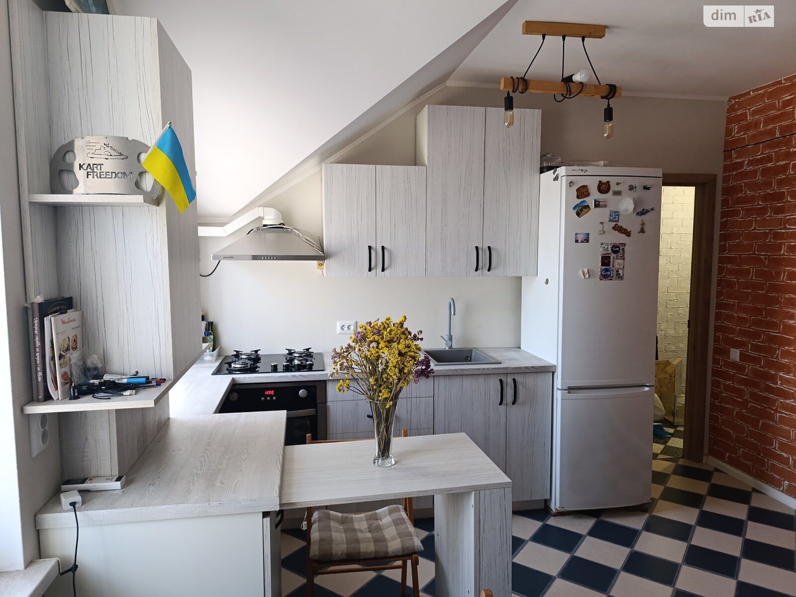 Продаж однокімнатної квартири в Одесі, на вул. Берестейська 29, район Застава 2 фото 1 Продаж однокімнатної квартири в Одесі, на вул. Берестейська 29, район Застава 2 фото 1