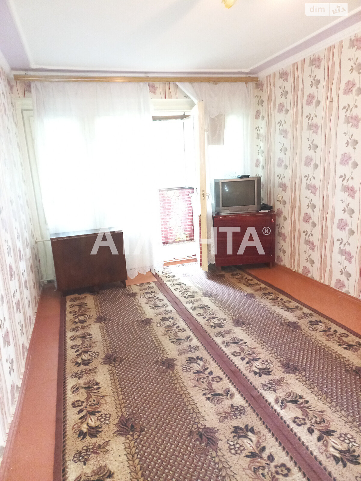 Продаж трикімнатної квартири в Одесі, на вул. Новікова, район Застава 2 фото 1 Продаж трикімнатної квартири в Одесі, на вул. Новікова, район Застава 2 фото 1