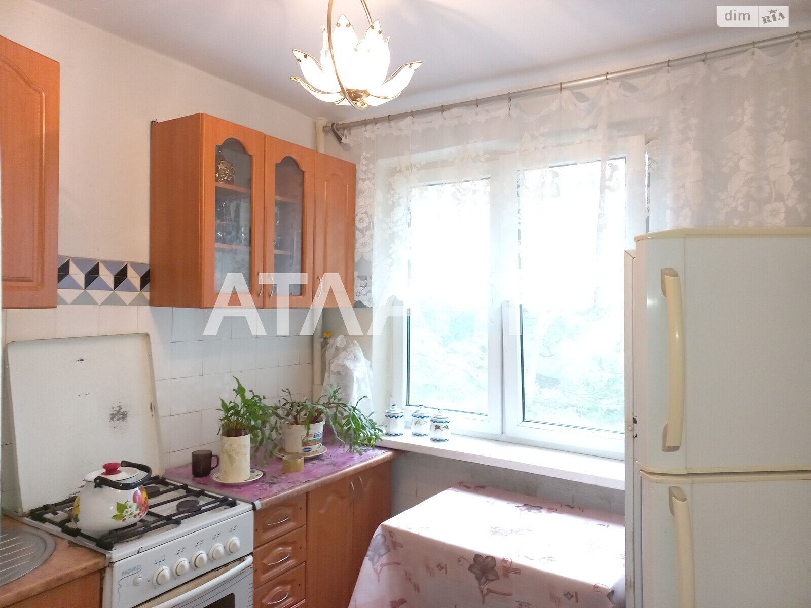 Продаж трикімнатної квартири в Одесі, на вул. Новікова, район Застава 2 фото 1 Продаж трикімнатної квартири в Одесі, на вул. Новікова, район Застава 2 фото 1