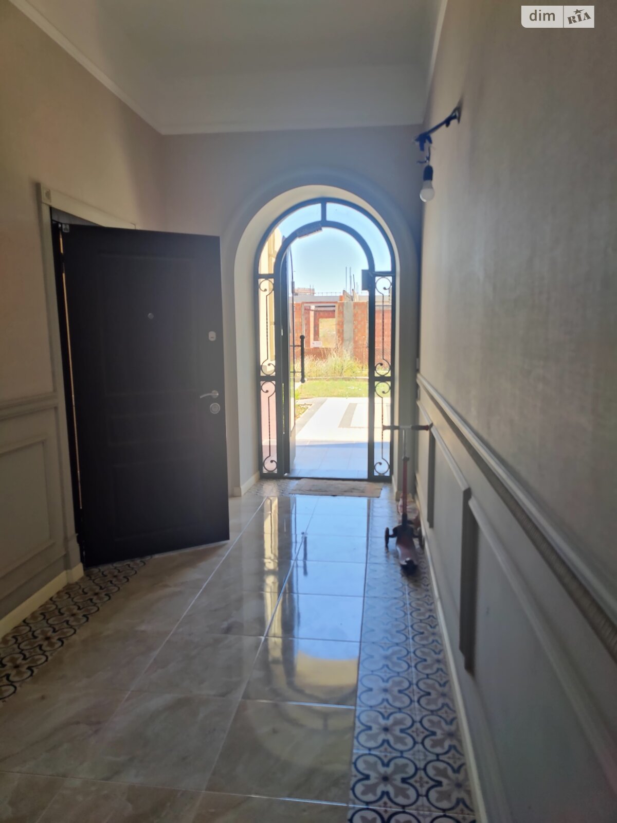 Продаж двокімнатної квартири в Одесі, на вул. Таллінська, район Зелений Мис фото 1