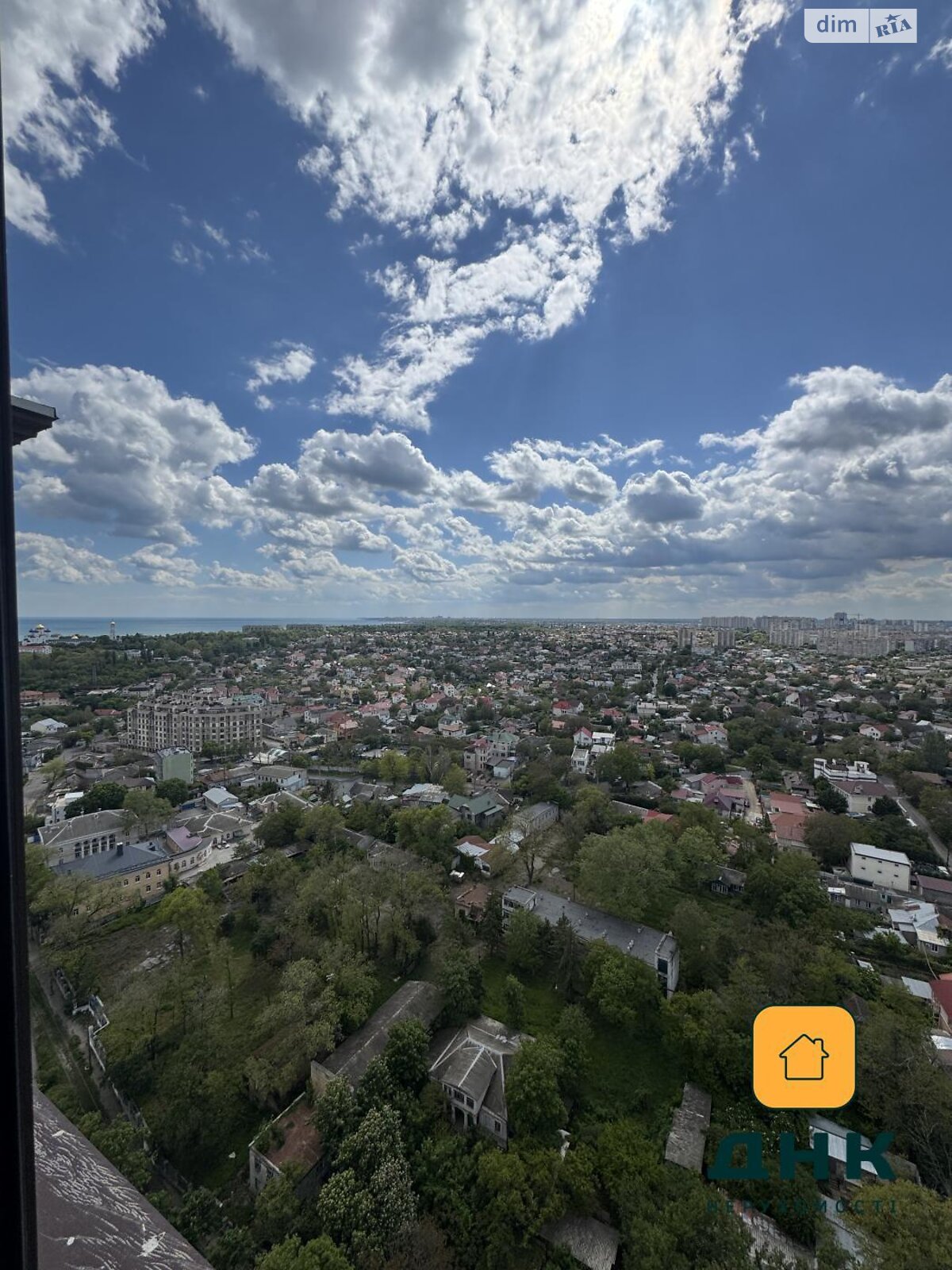 Продажа трехкомнатной квартиры в Одессе, на ул. Дача Ковалевского 5, район Золотой Берег фото 1 Продажа трехкомнатной квартиры в Одессе, на ул. Дача Ковалевского 5, район Золотой Берег фото 1