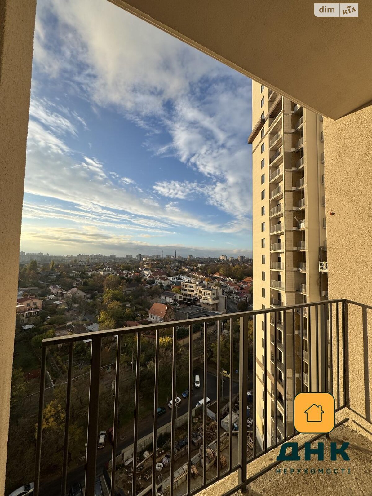 Продаж однокімнатної квартири в Одесі, на вул. Дача Ковалевського 5, район Золотий Берег фото 1 Продаж однокімнатної квартири в Одесі, на вул. Дача Ковалевського 5, район Золотий Берег фото 1