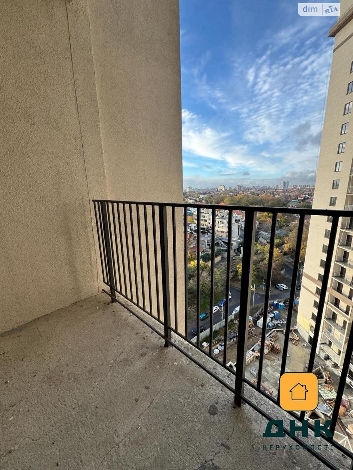 Продаж двокімнатної квартири в Одесі, на вул. Дача Ковалевського 5 корпус 1, район Золотий Берег фото 1 Продаж двокімнатної квартири в Одесі, на вул. Дача Ковалевського 5 корпус 1, район Золотий Берег фото 1