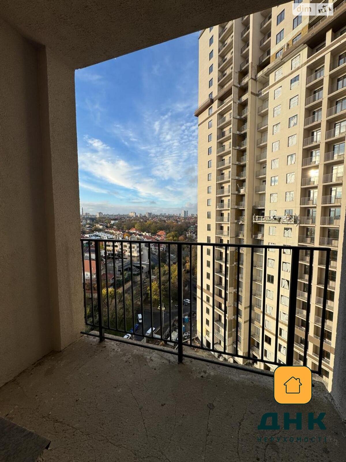 Продаж двокімнатної квартири в Одесі, на вул. Дача Ковалевського 5 корпус 1, район Золотий Берег фото 1 Продаж двокімнатної квартири в Одесі, на вул. Дача Ковалевського 5 корпус 1, район Золотий Берег фото 1