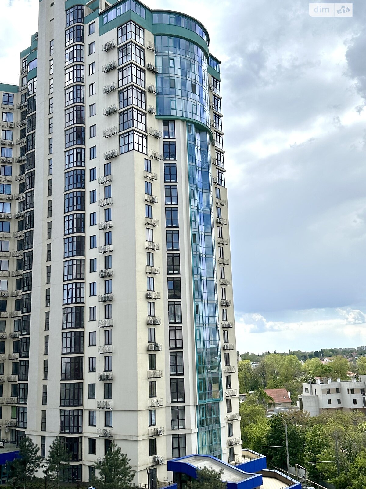 Продажа однокомнатной квартиры в Одессе, на дор. Фонтанская, район Золотой Берег фото 1 Продажа однокомнатной квартиры в Одессе, на дор. Фонтанская, район Золотой Берег фото 1