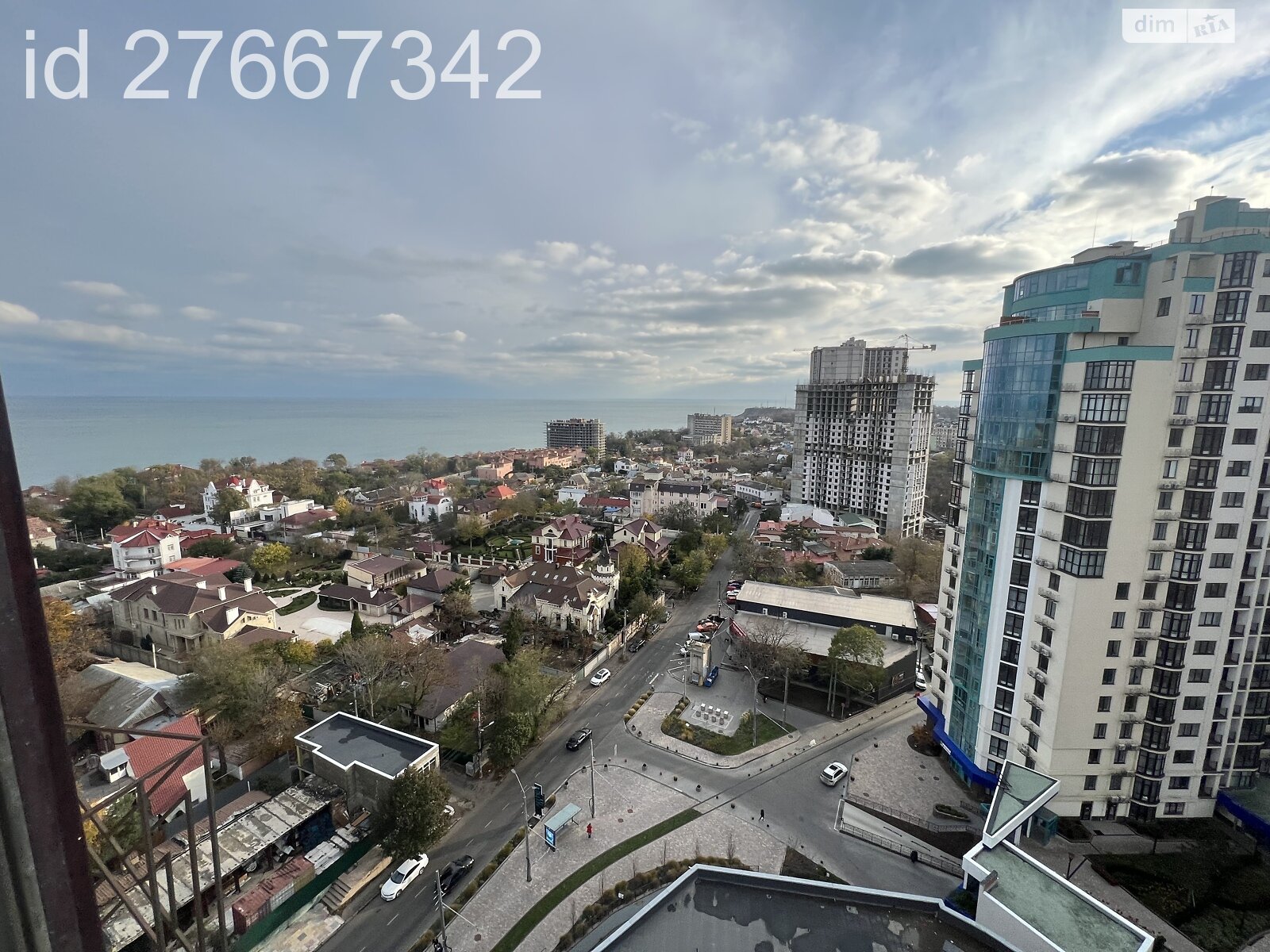 Продажа двухкомнатной квартиры в Одессе, на дор. Фонтанская, район Золотой Берег фото 1