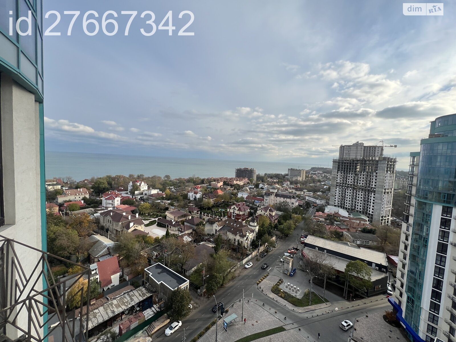 Продажа двухкомнатной квартиры в Одессе, на дор. Фонтанская, район Золотой Берег фото 1