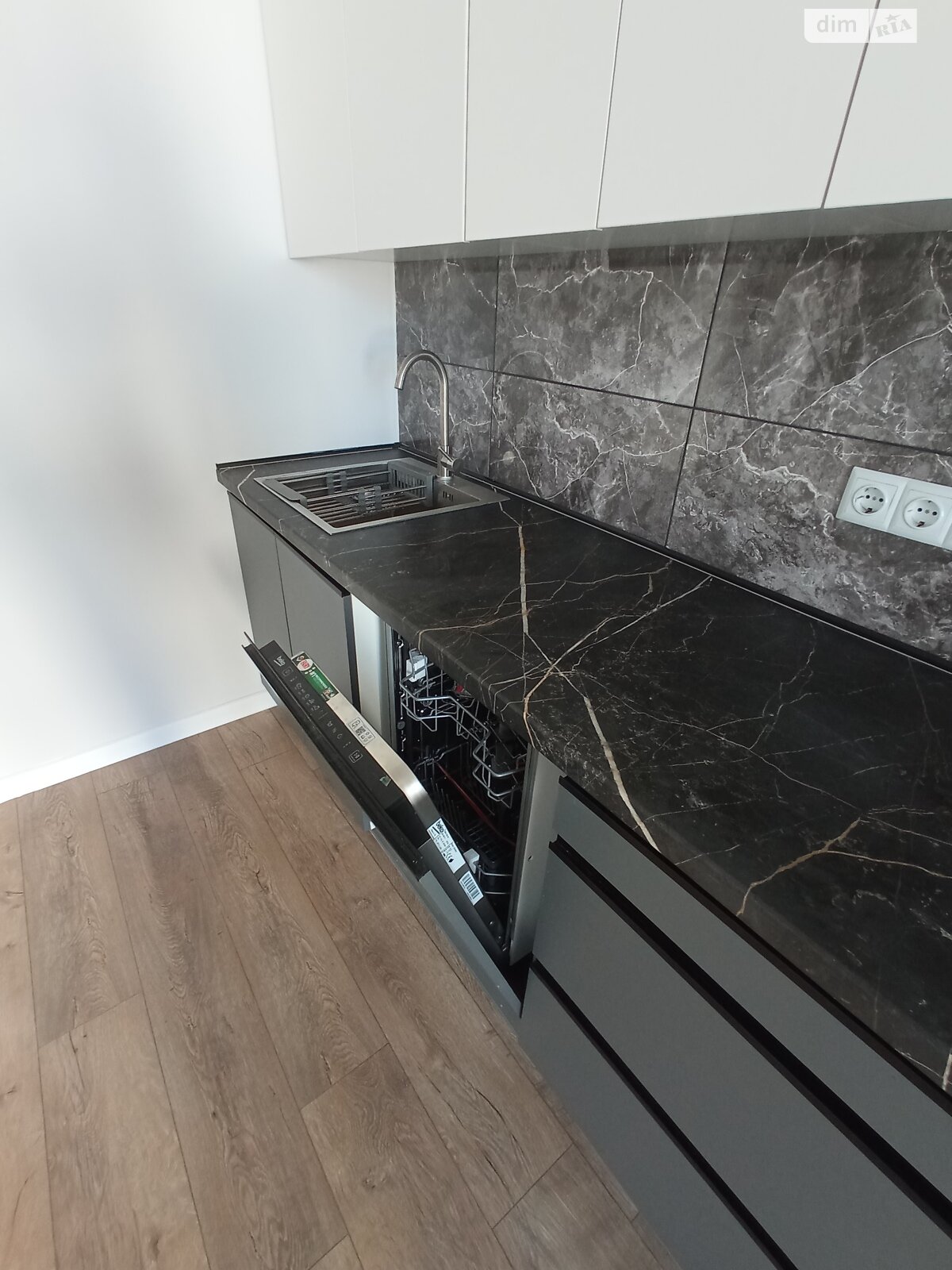 Продажа однокомнатной квартиры в Олиевке, на ул. Евгения Рыхлика 13 корпус 4, район Чешская Крошня фото 1 Продажа однокомнатной квартиры в Олиевке, на ул. Евгения Рыхлика 13 корпус 4, район Чешская Крошня фото 1