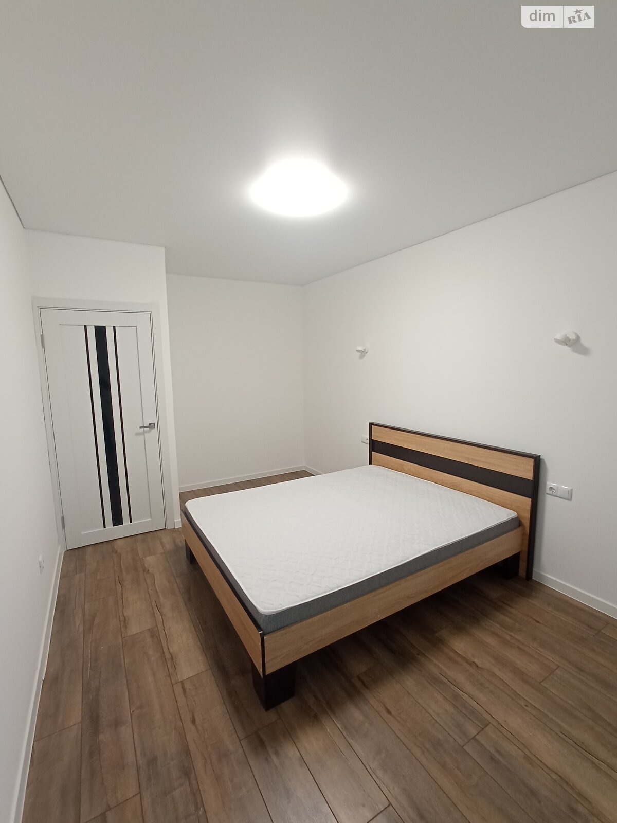 Продажа однокомнатной квартиры в Олиевке, на ул. Евгения Рыхлика 13 корпус 4, район Чешская Крошня фото 1 Продажа однокомнатной квартиры в Олиевке, на ул. Евгения Рыхлика 13 корпус 4, район Чешская Крошня фото 1