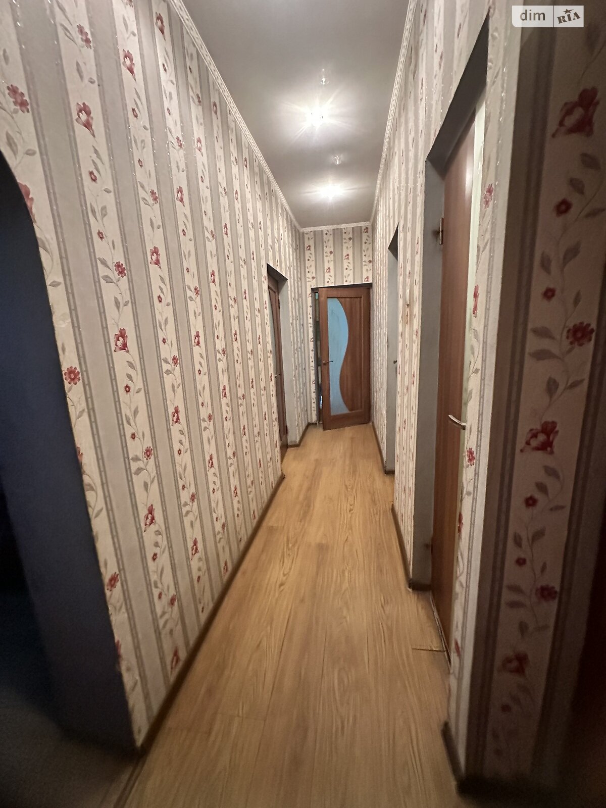 Продаж двокімнатної квартири в Острозі, на просп. Незалежності, фото 1 Продаж двокімнатної квартири в Острозі, на просп. Незалежності, фото 1