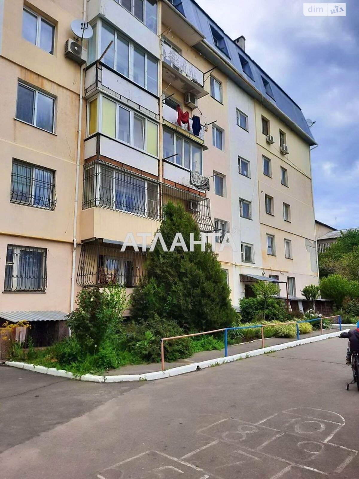 Продажа трехкомнатной квартиры в Лиманке, на 7-я 7, район Черноморка фото 1