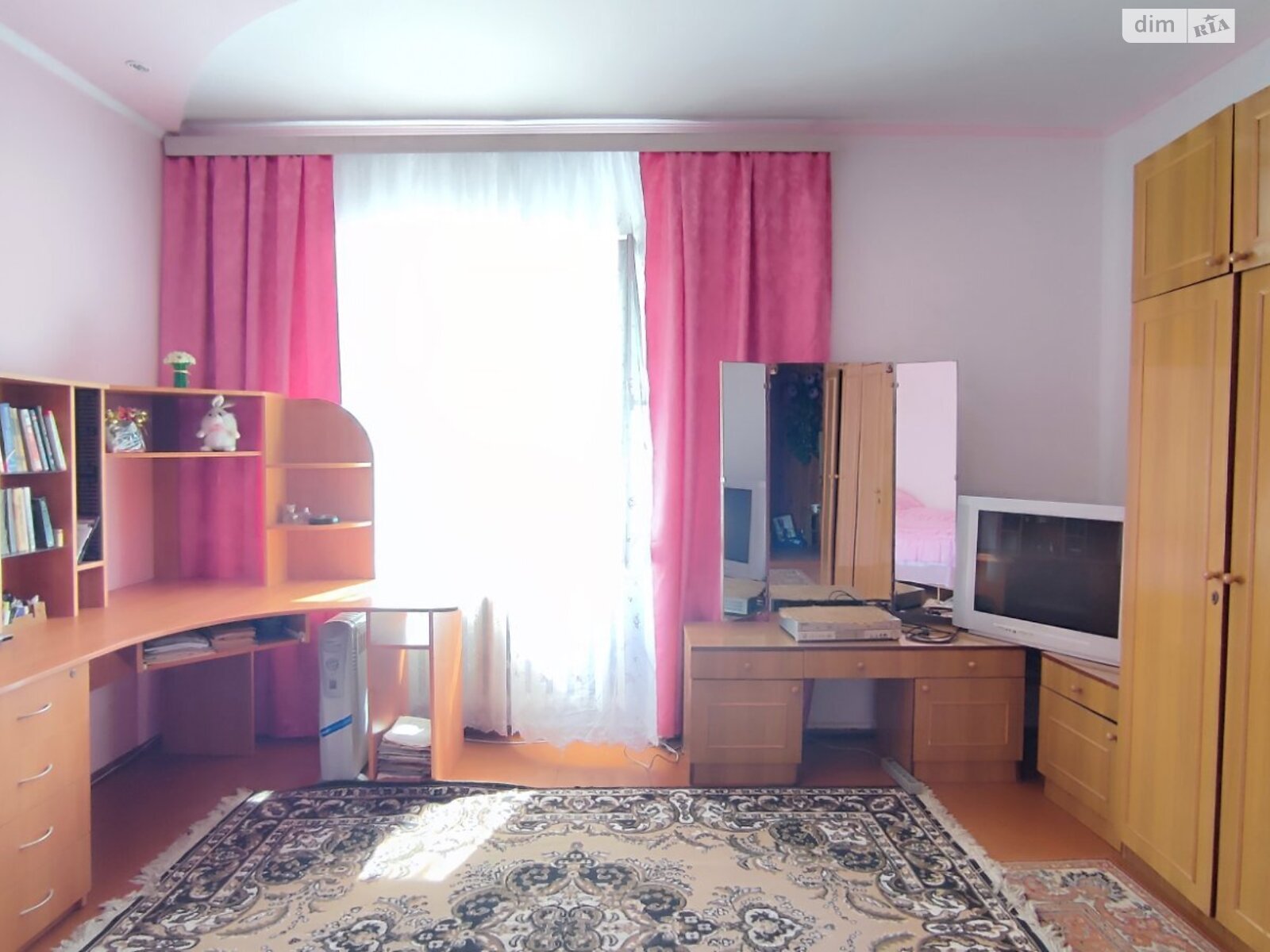 Продажа трехкомнатной квартиры в Озерном, на ул. Авиационная 7, фото 1 Продажа трехкомнатной квартиры в Озерном, на ул. Авиационная 7, фото 1