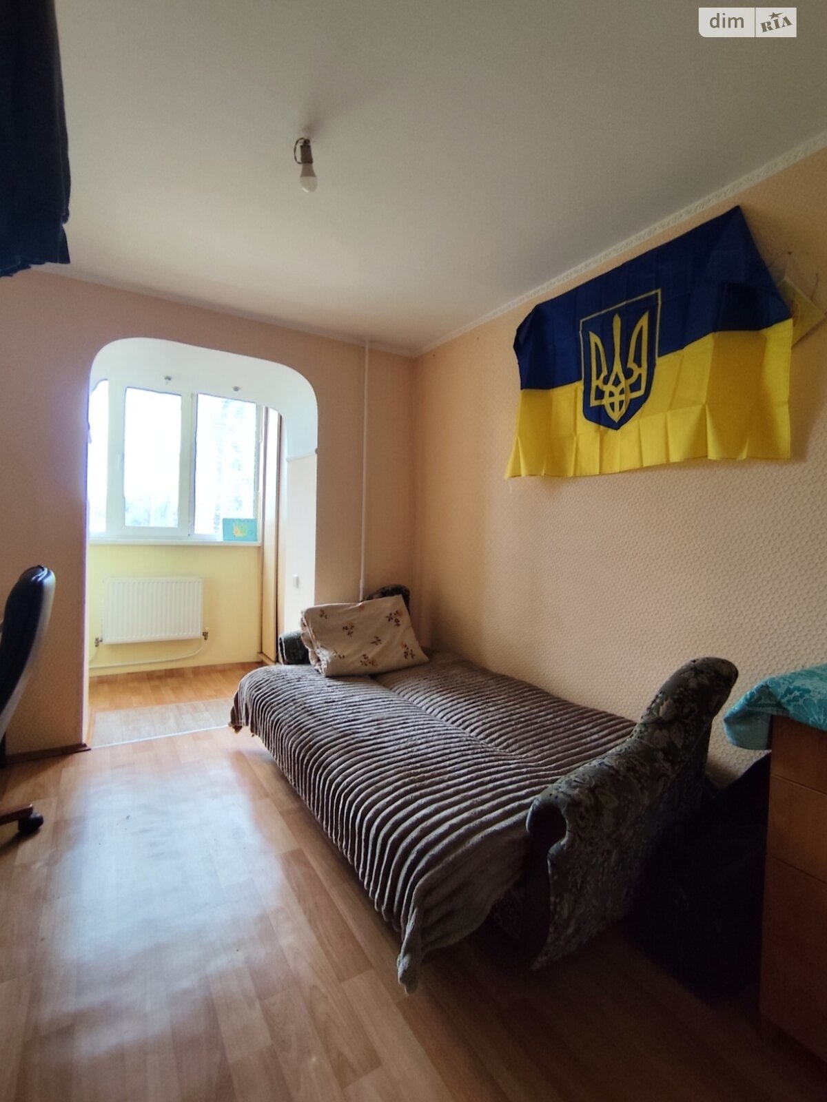 Продаж трикімнатної квартири в Озерному, на вул. Авіаційна, фото 1 Продаж трикімнатної квартири в Озерному, на вул. Авіаційна, фото 1