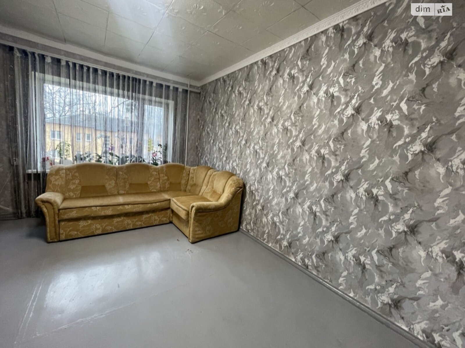Продаж трикімнатної квартири в Озерному, на вул. Авіаційна 5, кв. 5, фото 1 Продаж трикімнатної квартири в Озерному, на вул. Авіаційна 5, кв. 5, фото 1