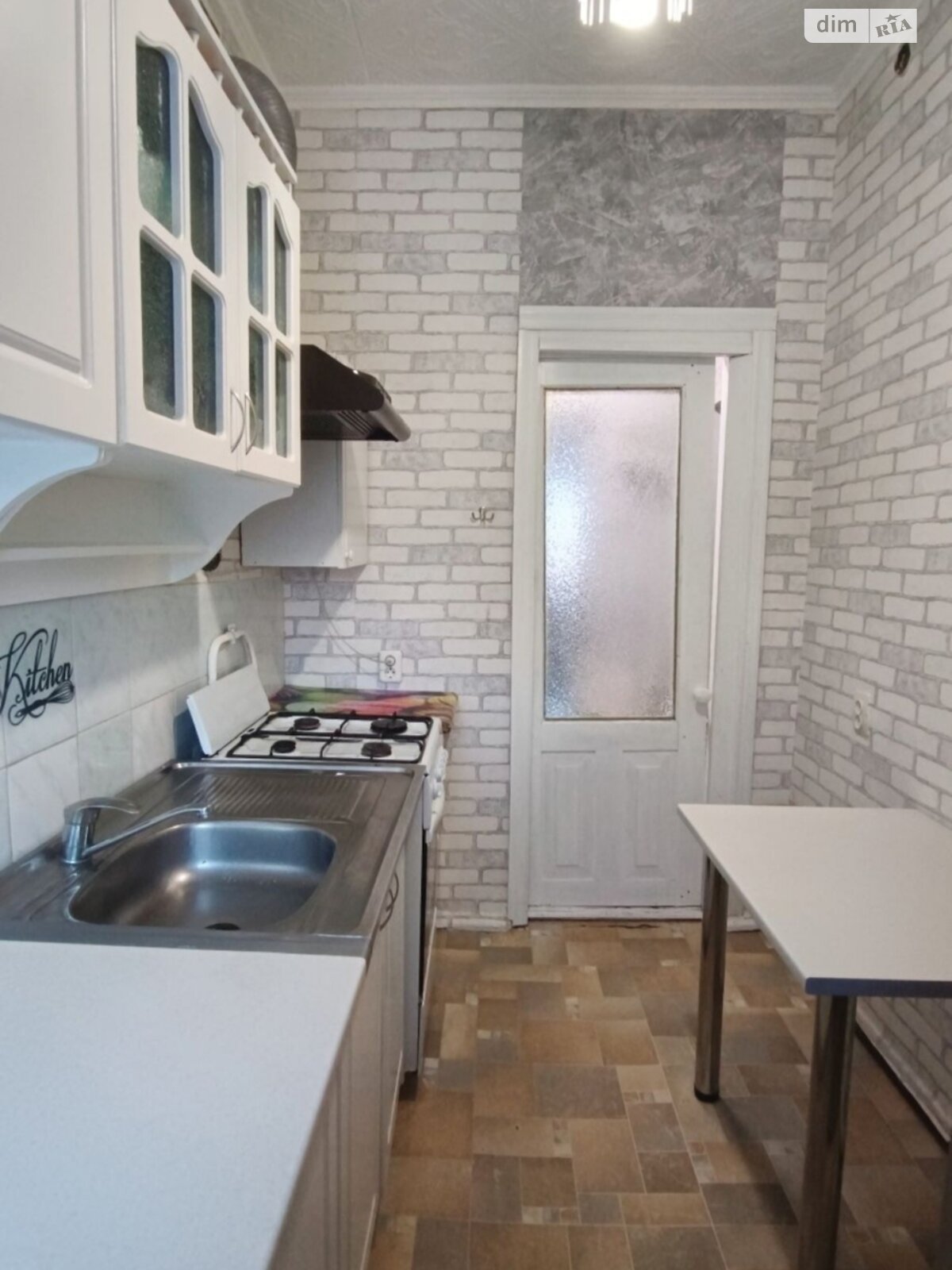 Продаж трикімнатної квартири в Озерному, на вул. Авіаційна 5, кв. 5, фото 1 Продаж трикімнатної квартири в Озерному, на вул. Авіаційна 5, кв. 5, фото 1