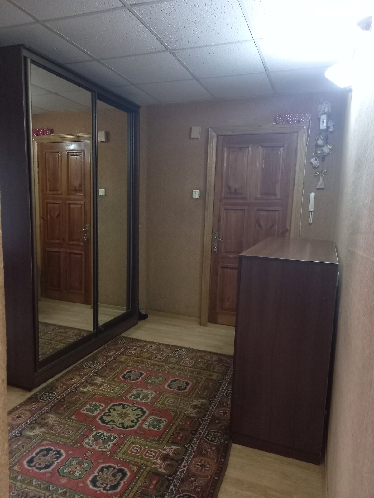 Продаж трикімнатної квартири в Павлограде, на вул. 35-ї Дивізії 4, район Павлоград фото 1 Продаж трикімнатної квартири в Павлограде, на вул. 35-ї Дивізії 4, район Павлоград фото 1