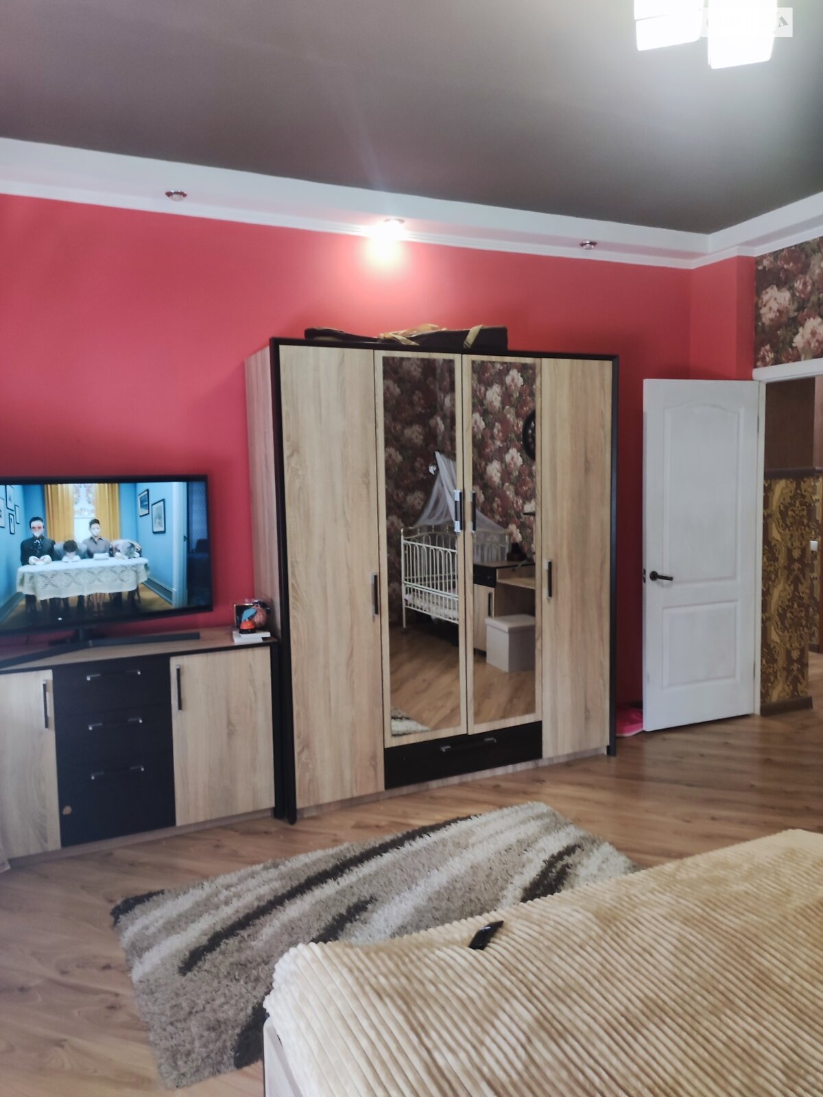 Продаж трикімнатної квартири в Павлограде, на вул. Героїв України, район Павлоград фото 1
