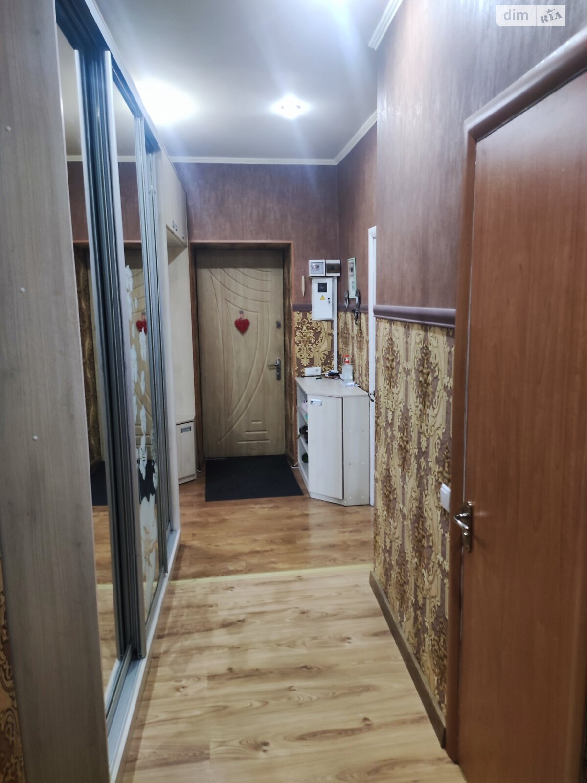 Продаж трикімнатної квартири в Павлограде, на вул. Героїв України, район Павлоград фото 1 Продаж трикімнатної квартири в Павлограде, на вул. Героїв України, район Павлоград фото 1