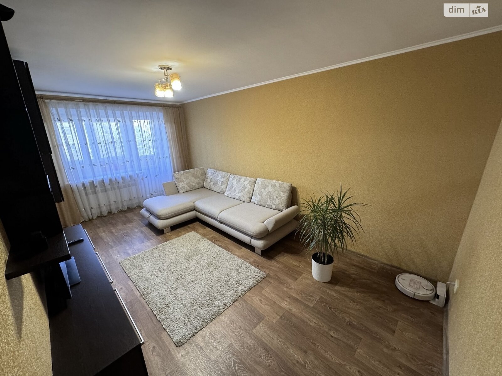 Продажа двухкомнатной квартиры в Павлограде, на ул. Соборная 64, фото 1 Продажа двухкомнатной квартиры в Павлограде, на ул. Соборная 64, фото 1