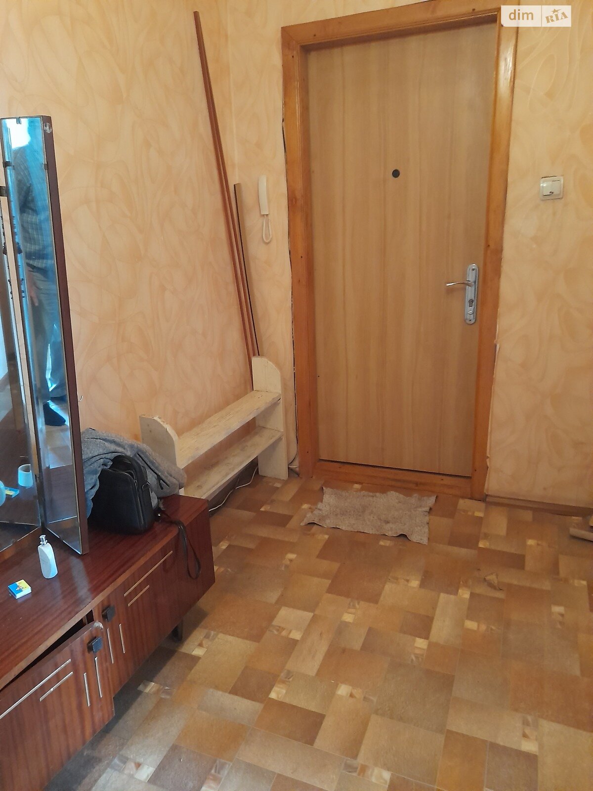 Продажа двухкомнатной квартиры в Павлограде, на ул. Западнодонбасская 35, фото 1