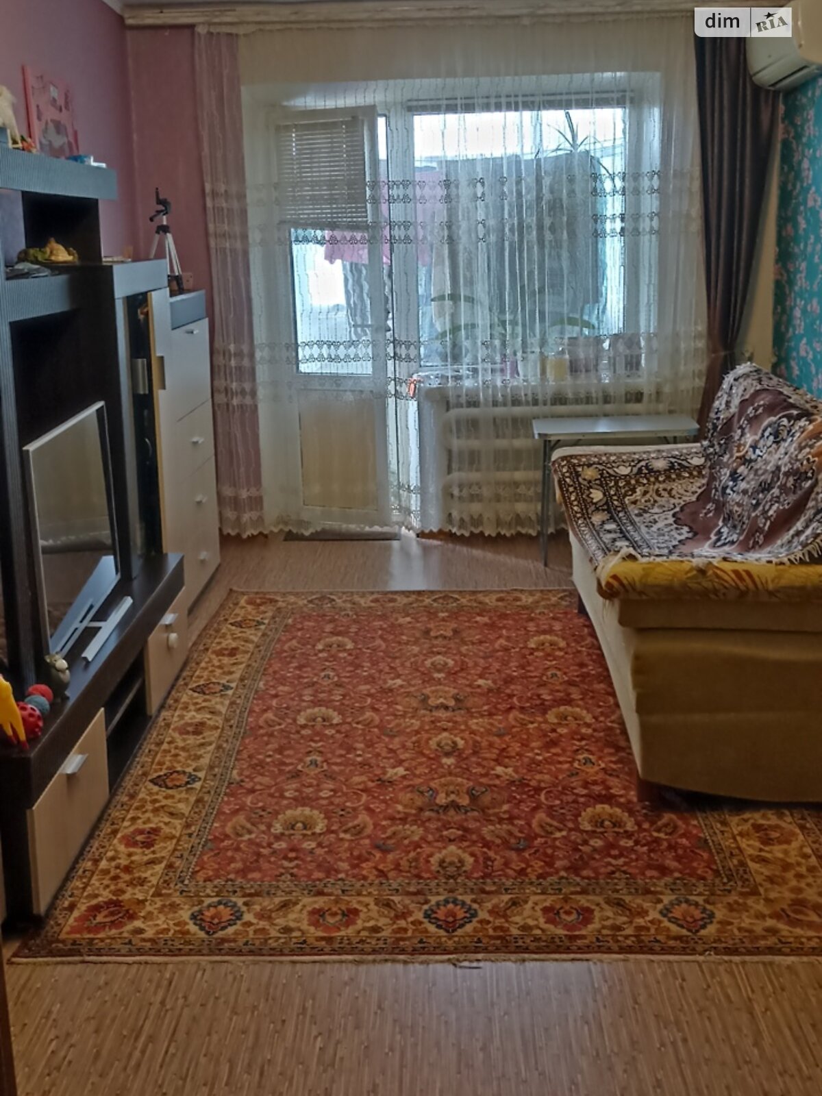 Продаж двокімнатної квартири в Первомайському, на мкр. 1/2-й 8, район Первомайський фото 1 Продаж двокімнатної квартири в Первомайському, на мкр. 1/2-й 8, район Первомайський фото 1