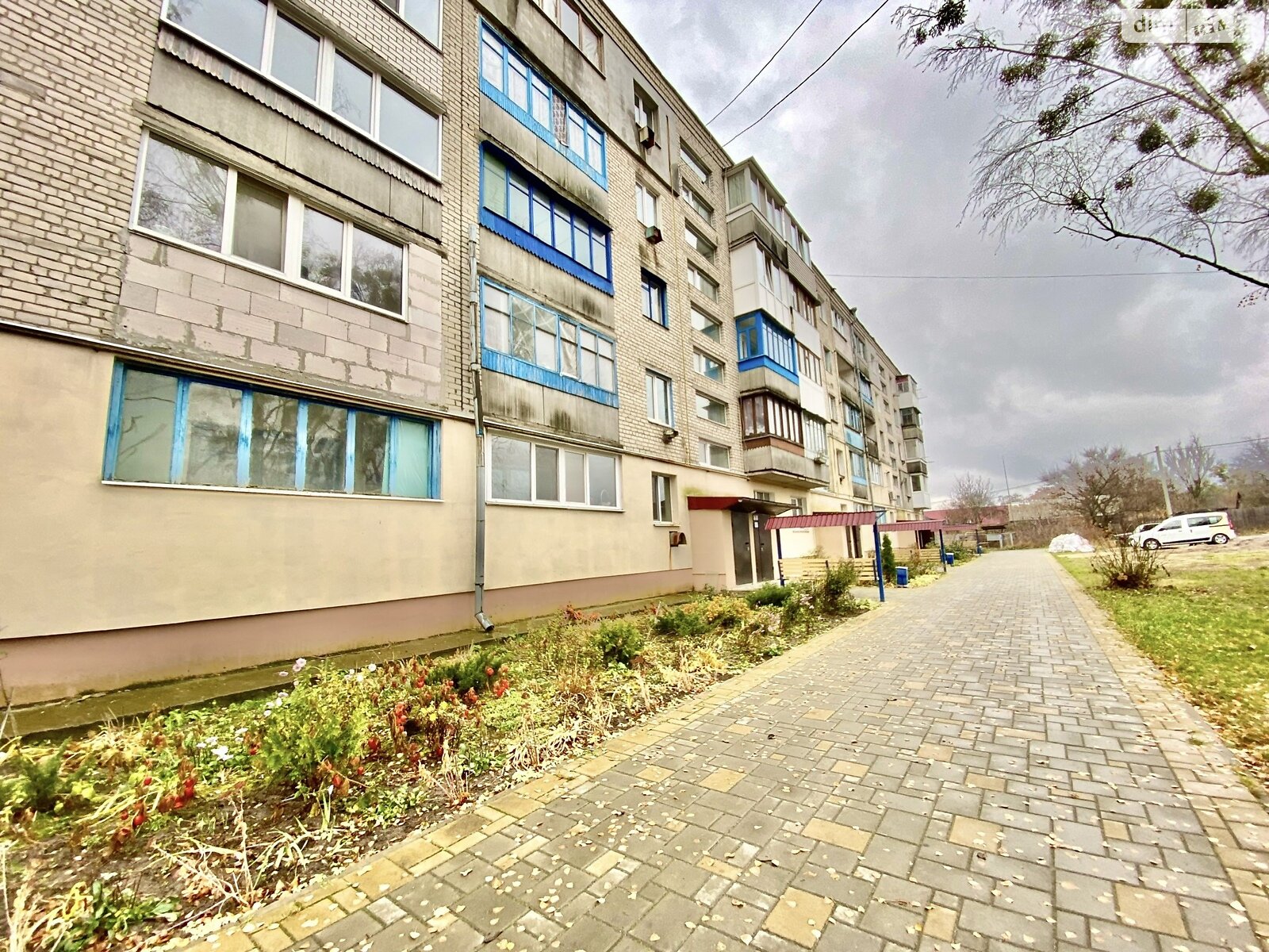 Продажа трехкомнатной квартиры в Песковке, на ул. Заводская 96, фото 1 Продажа трехкомнатной квартиры в Песковке, на ул. Заводская 96, фото 1