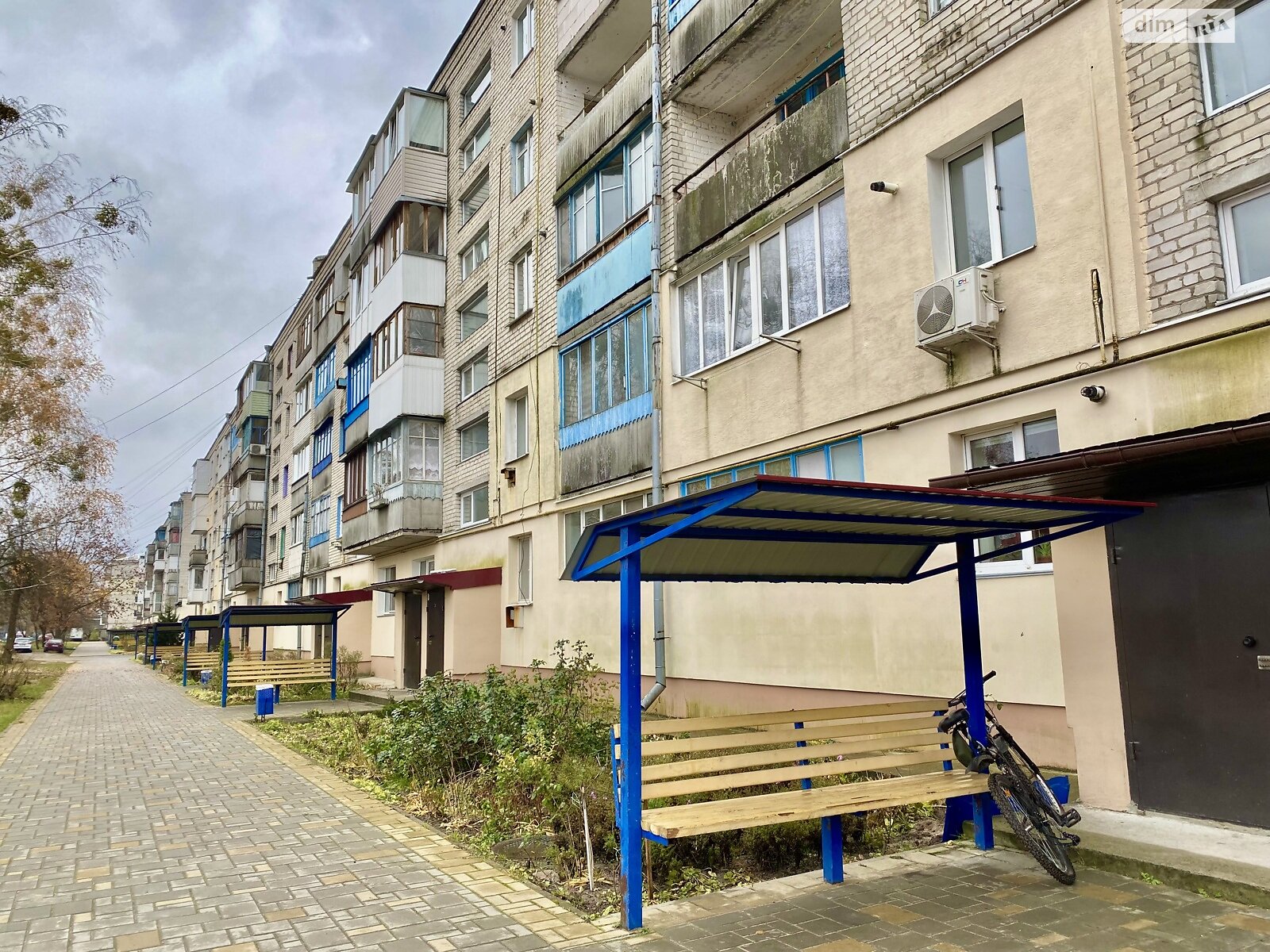 Продажа трехкомнатной квартиры в Песковке, на ул. Заводская 96, фото 1 Продажа трехкомнатной квартиры в Песковке, на ул. Заводская 96, фото 1