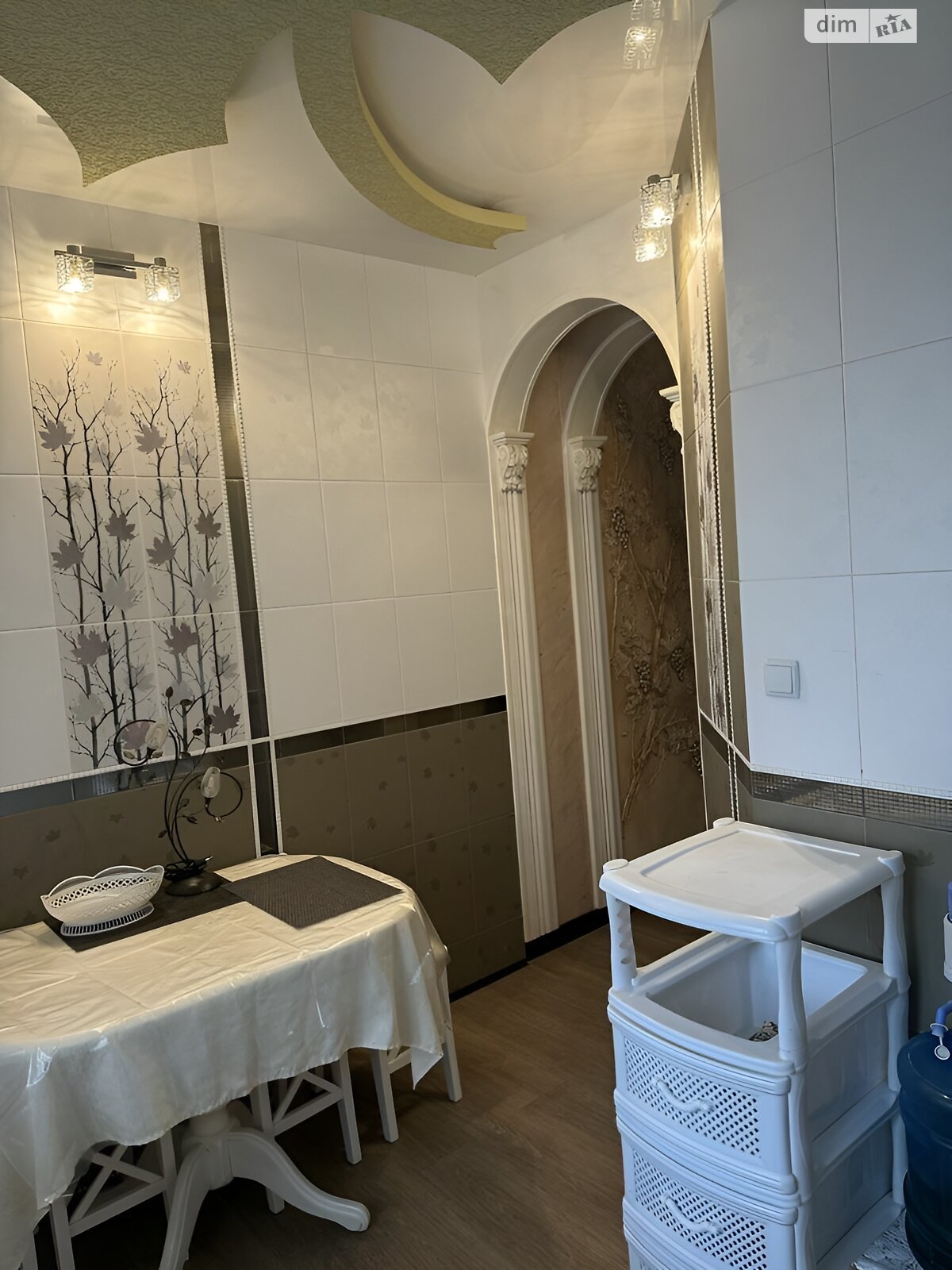 Продаж трикімнатної квартири в Пісочині, на вул. Квартальна 6, фото 1 Продаж трикімнатної квартири в Пісочині, на вул. Квартальна 6, фото 1