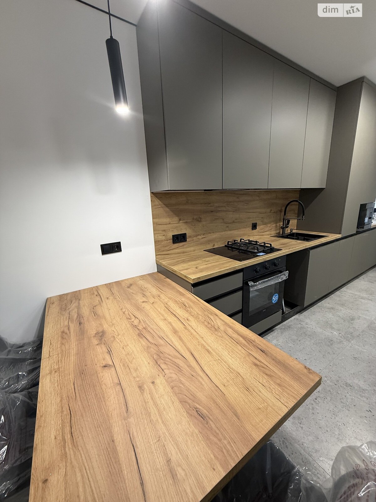 Продаж однокімнатної квартири в Петрикові, на вул. Лесі Українки 36А, фото 1