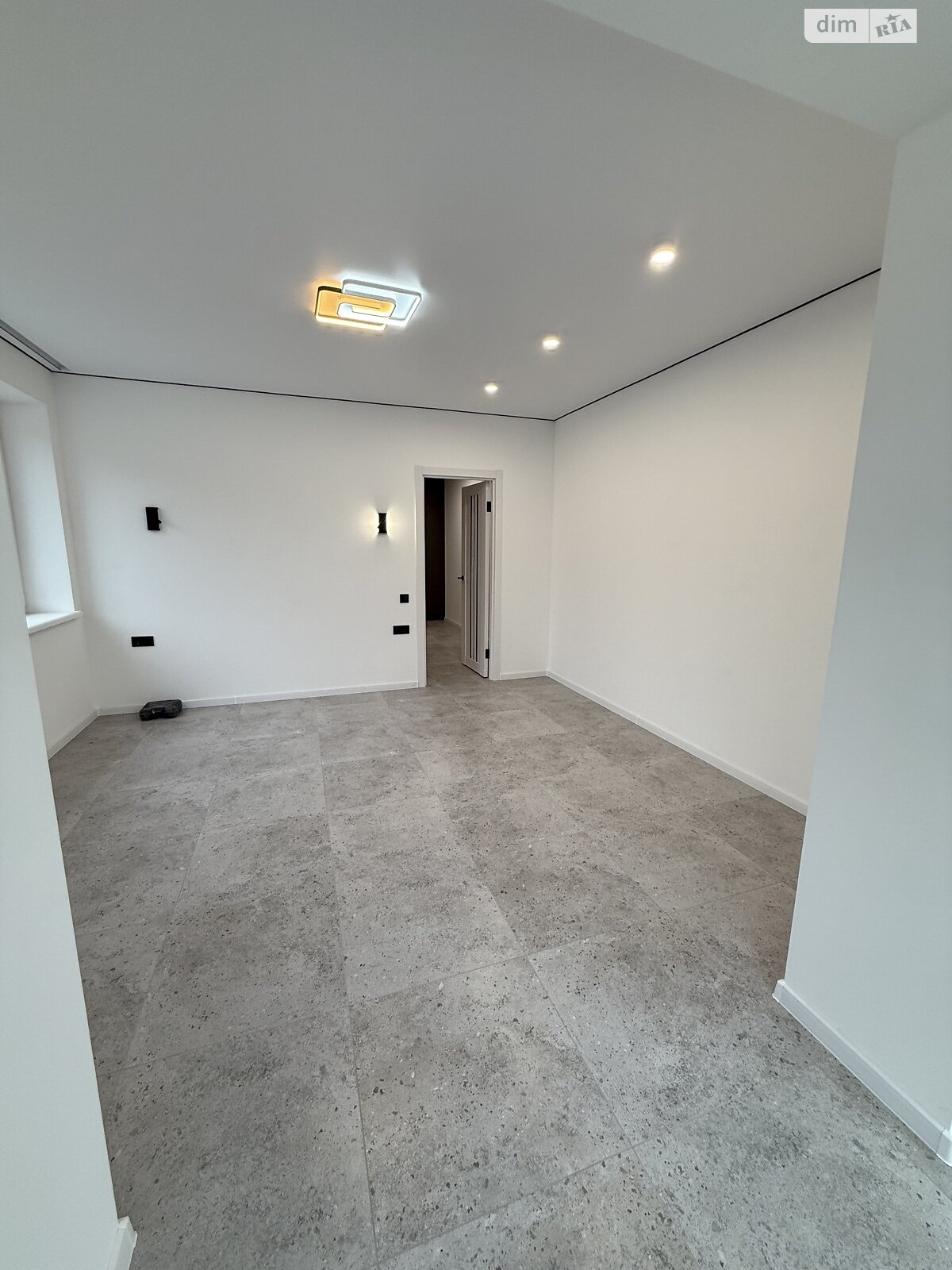 Продаж однокімнатної квартири в Петрикові, на вул. Лесі Українки 36А, фото 1