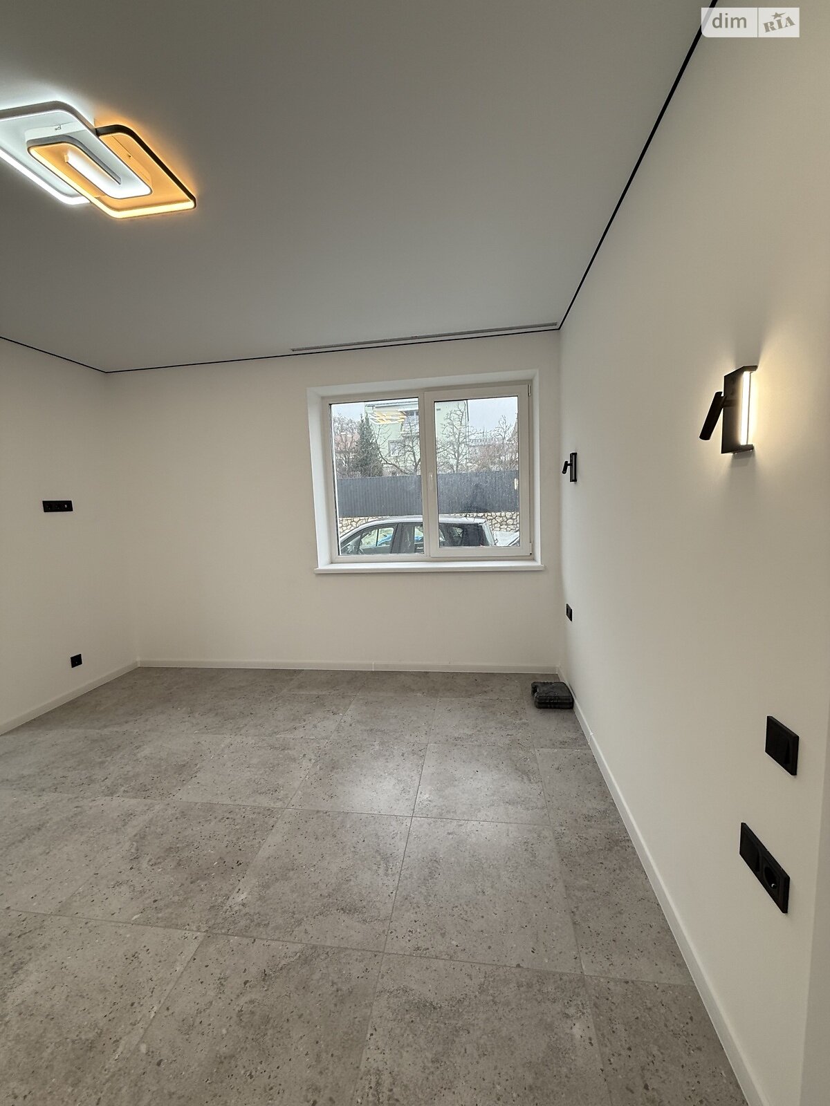 Продаж однокімнатної квартири в Петрикові, на вул. Лесі Українки 36А, фото 1