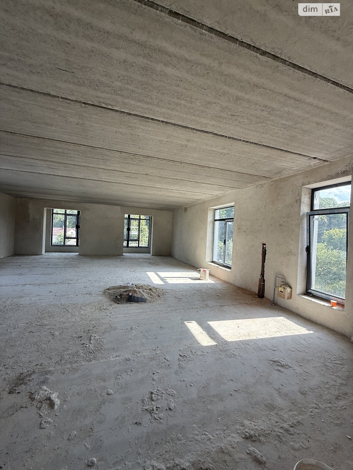 Продаж трикімнатної квартири в Петрикові, на вул. Лесі Українки 36А, фото 1