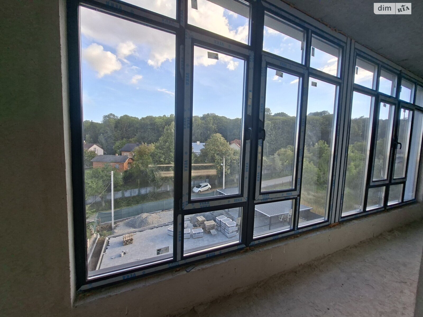 Продажа четырехкомнатной квартиры в Петрикове, на ул. Л.Украинки Боковая, фото 1 Продажа четырехкомнатной квартиры в Петрикове, на ул. Л.Украинки Боковая, фото 1