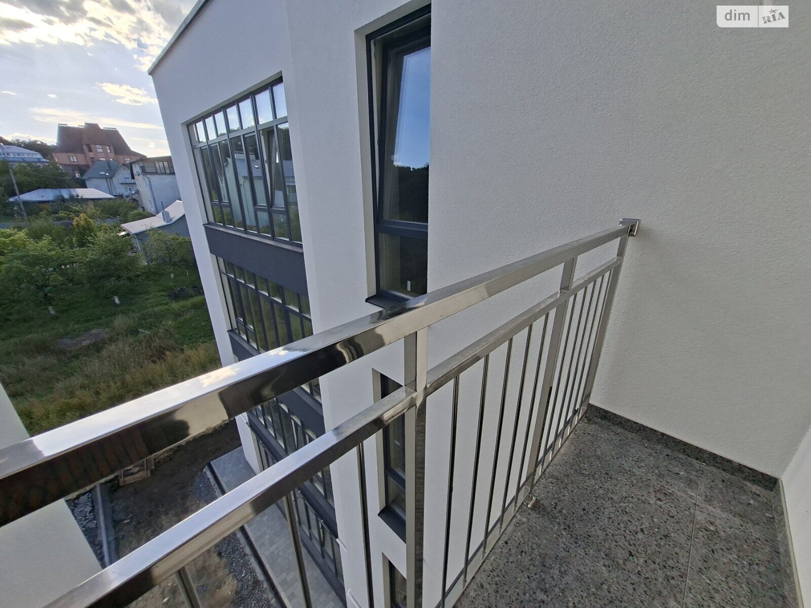 Продажа четырехкомнатной квартиры в Петрикове, на ул. Л.Украинки Боковая, фото 1 Продажа четырехкомнатной квартиры в Петрикове, на ул. Л.Украинки Боковая, фото 1