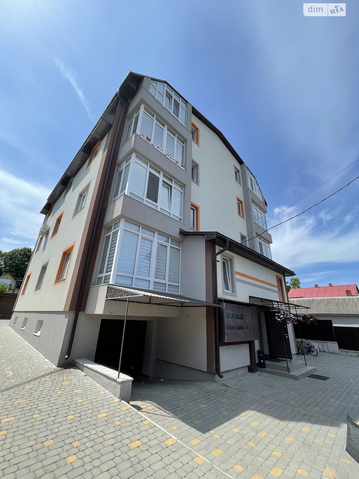 Продаж трикімнатної квартири в Петрикові, на вул. Шептицького 186, фото 1 Продаж трикімнатної квартири в Петрикові, на вул. Шептицького 186, фото 1