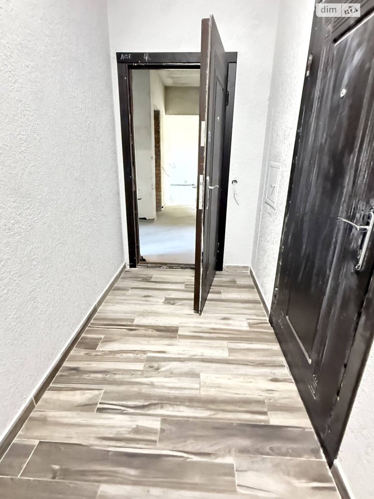 Продаж двокімнатної квартири в Петрикові, на вул. Шептицького 121Б, фото 1 Продаж двокімнатної квартири в Петрикові, на вул. Шептицького 121Б, фото 1