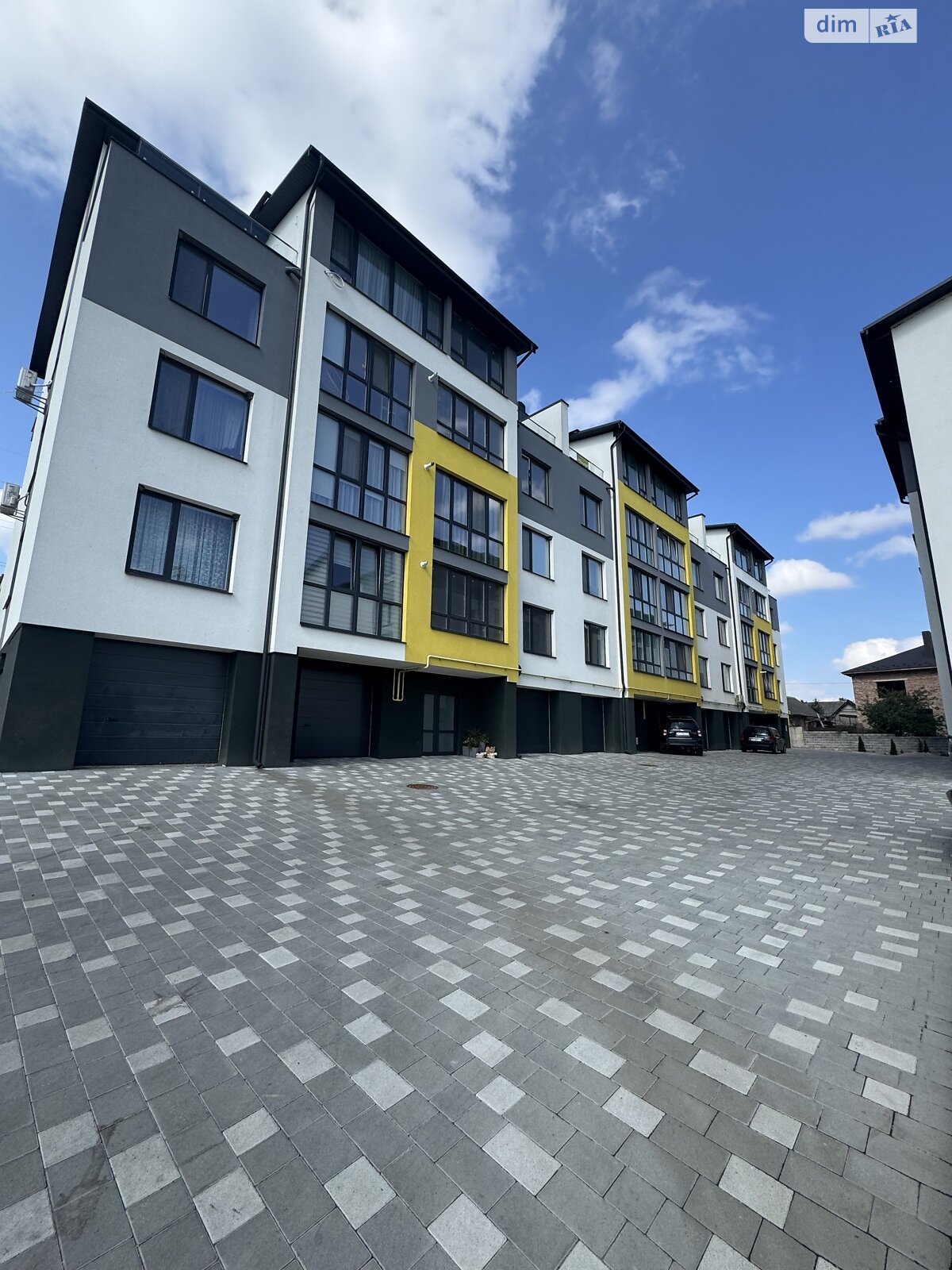 Продаж двокімнатної квартири в Петрикові, на вул. Шептицького 100, фото 1