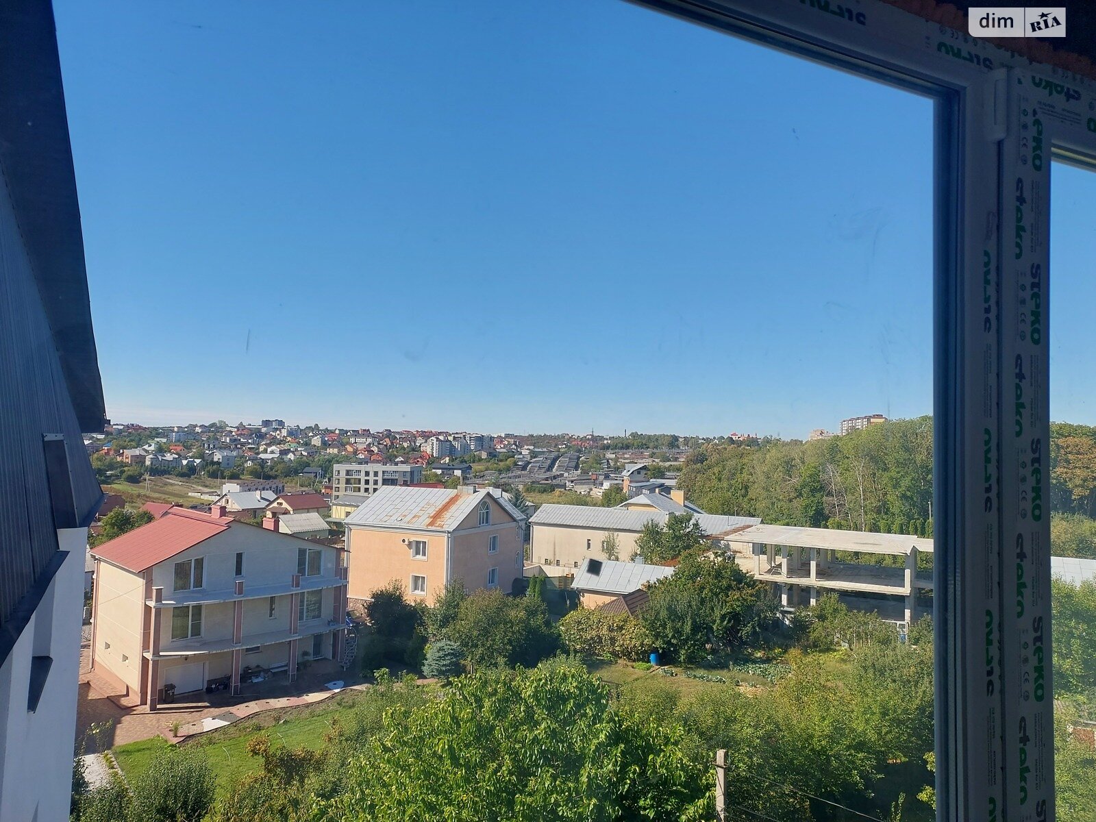 Продаж трикімнатної квартири в Петрикові, на вул. Степана Бандери 45А, фото 1 Продаж трикімнатної квартири в Петрикові, на вул. Степана Бандери 45А, фото 1