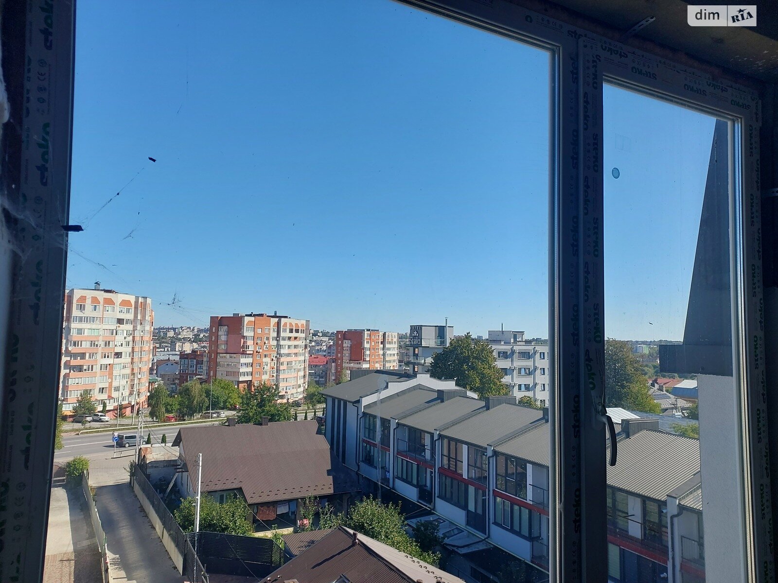 Продаж трикімнатної квартири в Петрикові, на вул. Степана Бандери 45А, фото 1 Продаж трикімнатної квартири в Петрикові, на вул. Степана Бандери 45А, фото 1