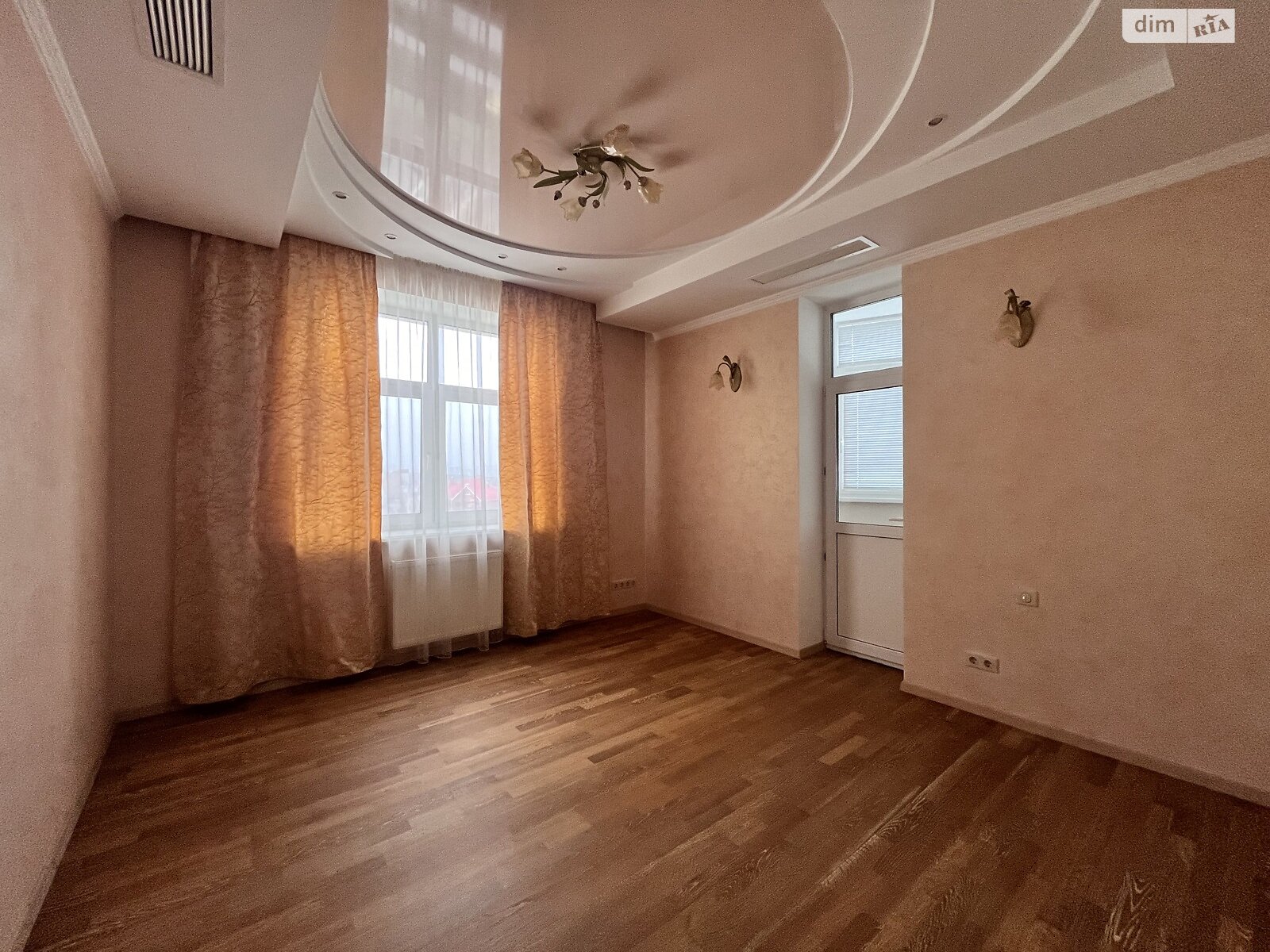 Продажа пятикомнатной квартиры в Петропавловской Борщаговке, на ул. Борщаговская 28А, фото 1