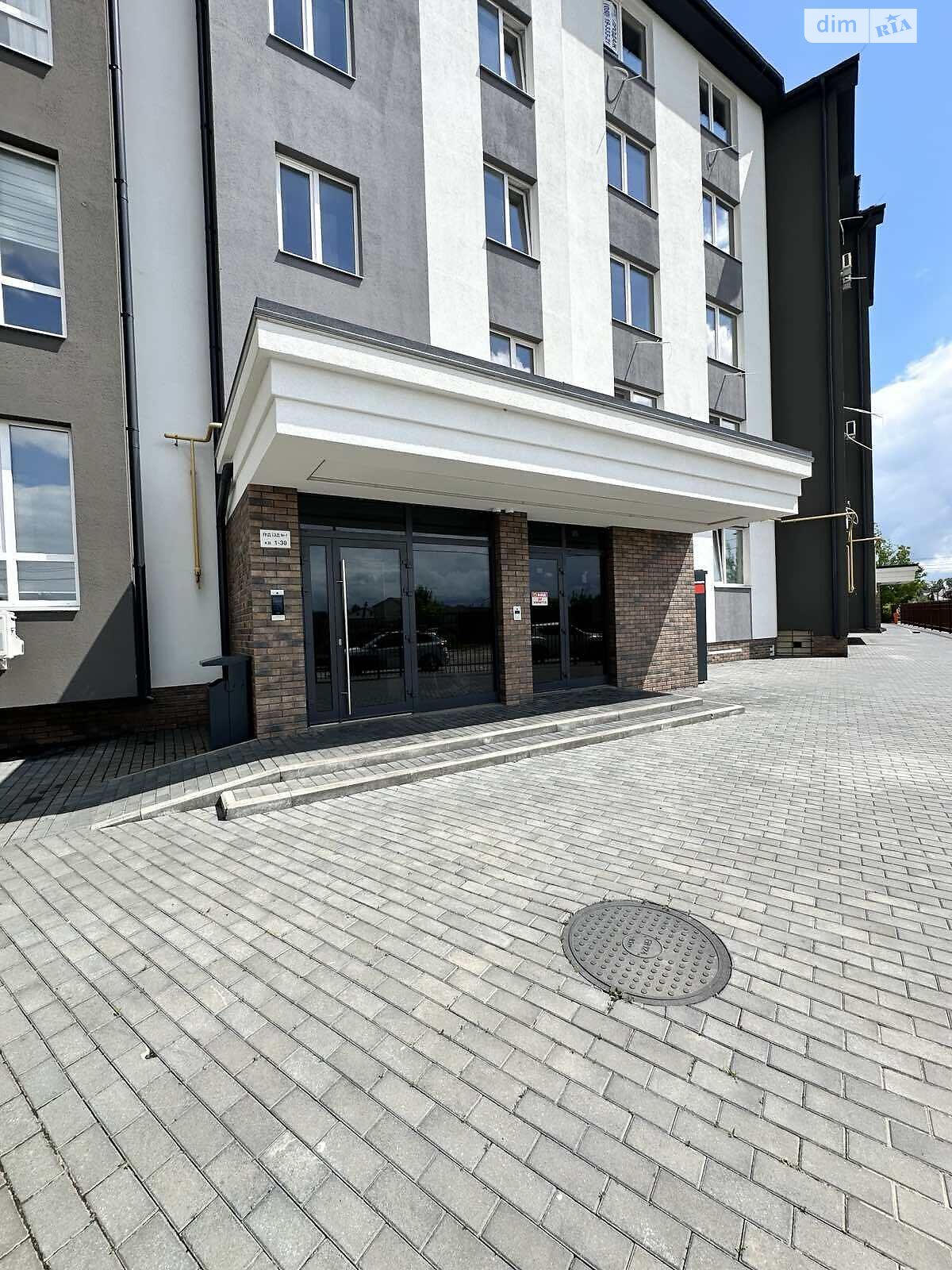Продажа двухкомнатной квартиры в Петропавловской Борщаговке, на ул. Макаровская 39, фото 1 Продажа двухкомнатной квартиры в Петропавловской Борщаговке, на ул. Макаровская 39, фото 1