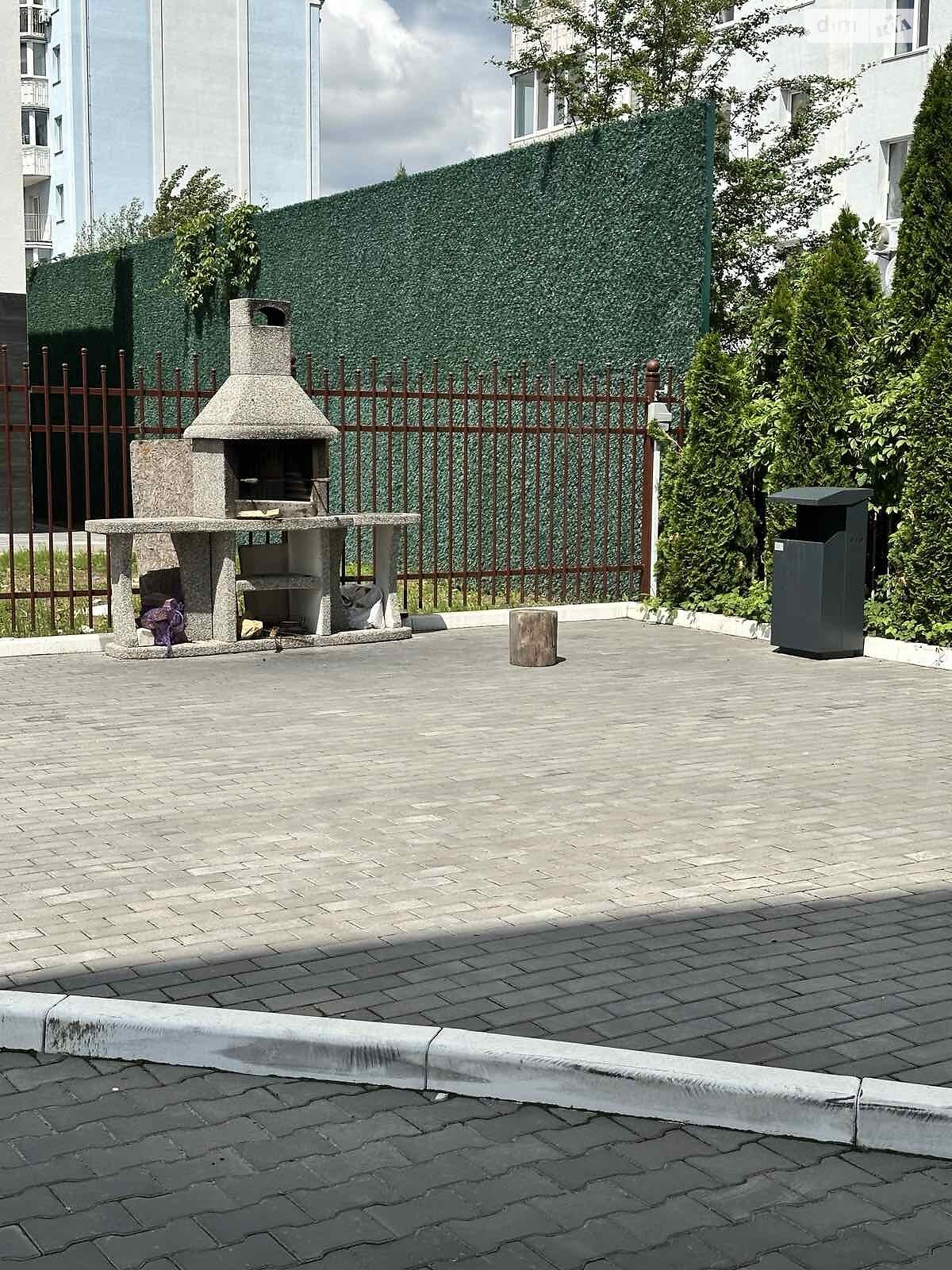 Продажа двухкомнатной квартиры в Петропавловской Борщаговке, на ул. Макаровская 39, фото 1 Продажа двухкомнатной квартиры в Петропавловской Борщаговке, на ул. Макаровская 39, фото 1